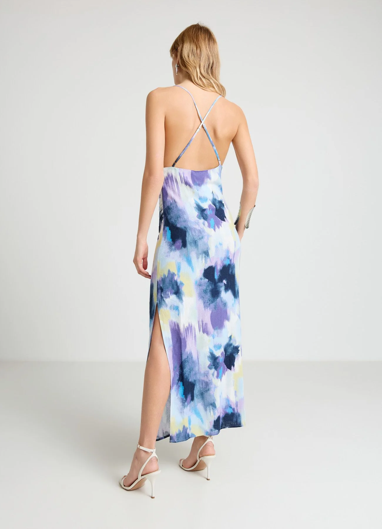 Abito sciallato con stampa tie-dye e spalline incrociate - Image 2