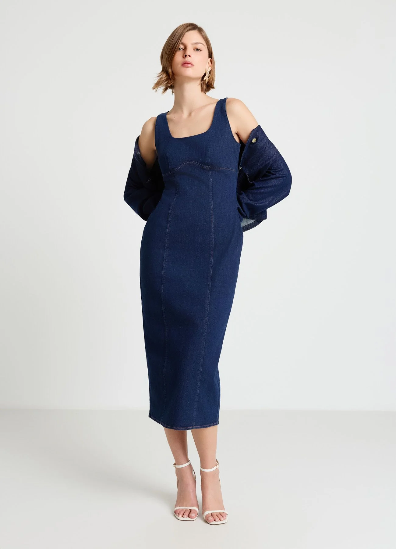 Abito tubino midi in denim - Image 2