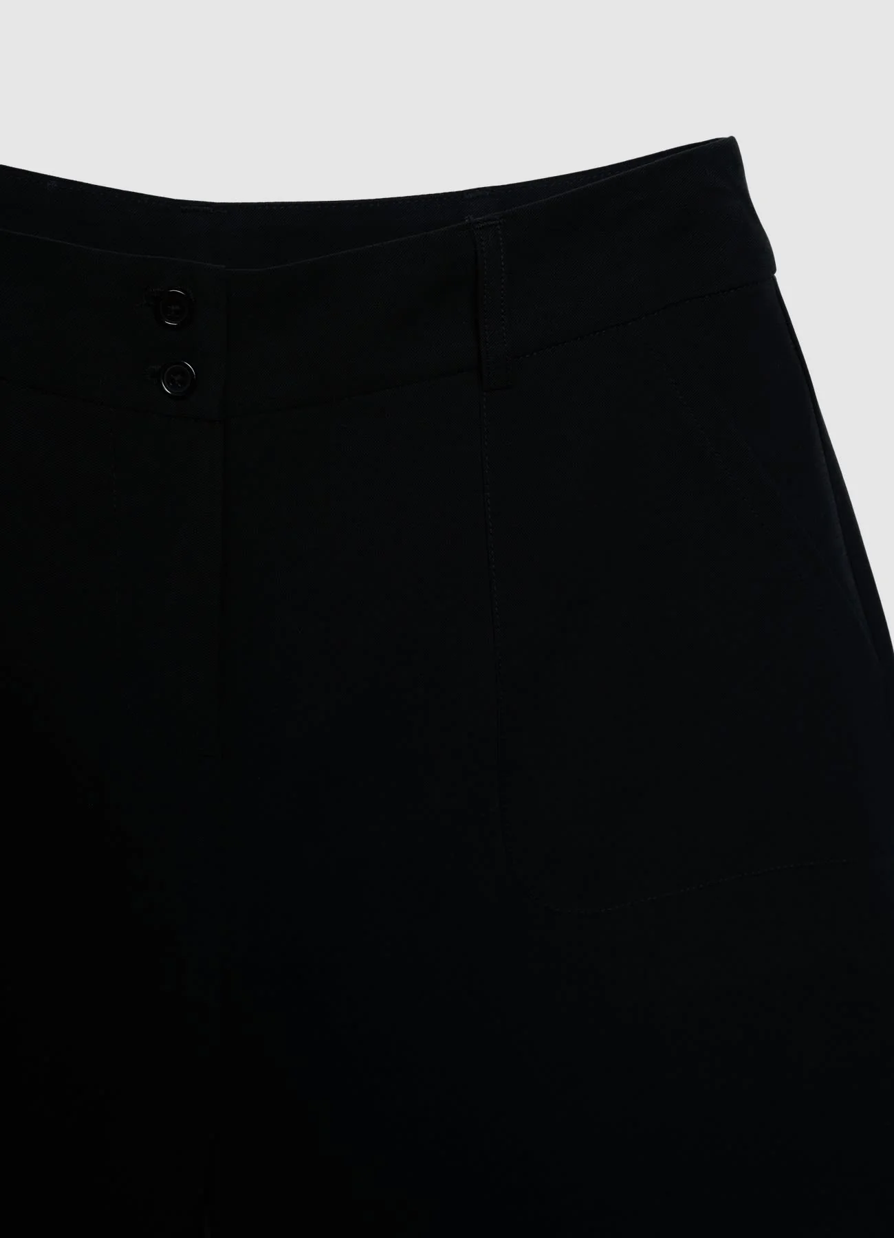 Bermuda con tasche applicate - Image 6