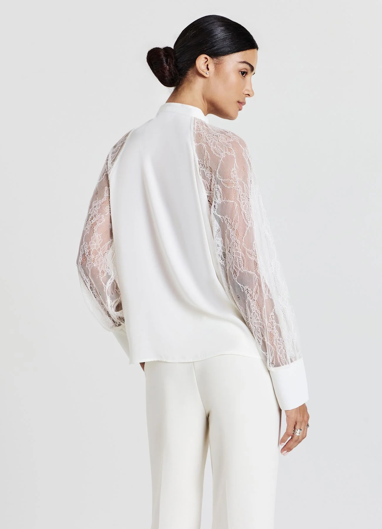 Blusa fiocco maniche pizzo - Image 2