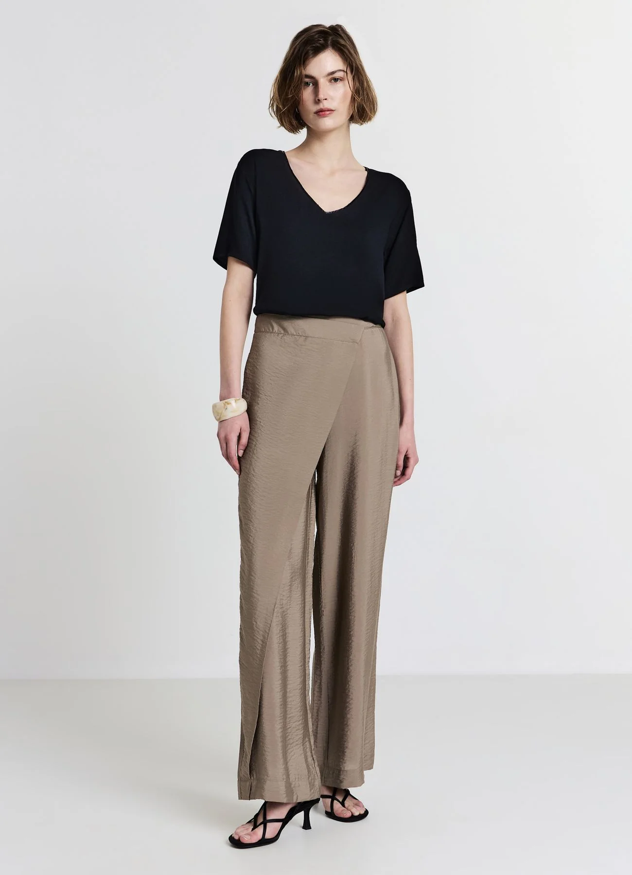 Blusa scollo ampio