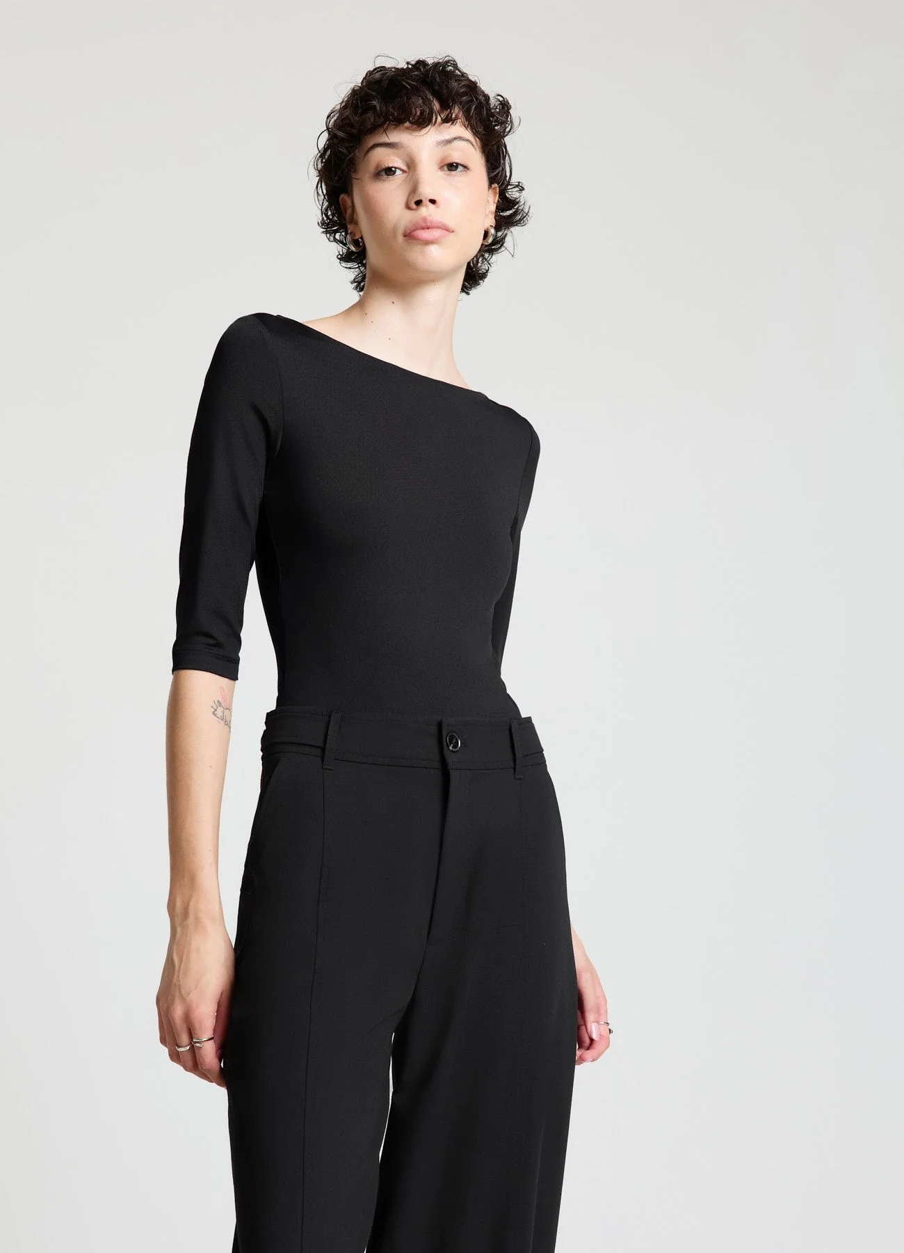 Body con scollo a barchetta - Image 3