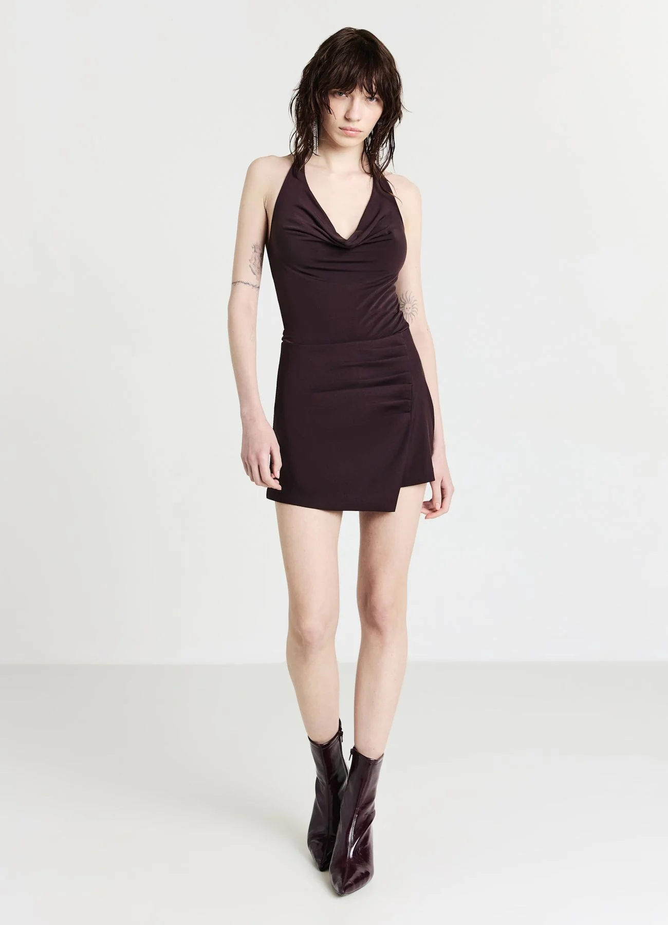 Body halterneck sciallato