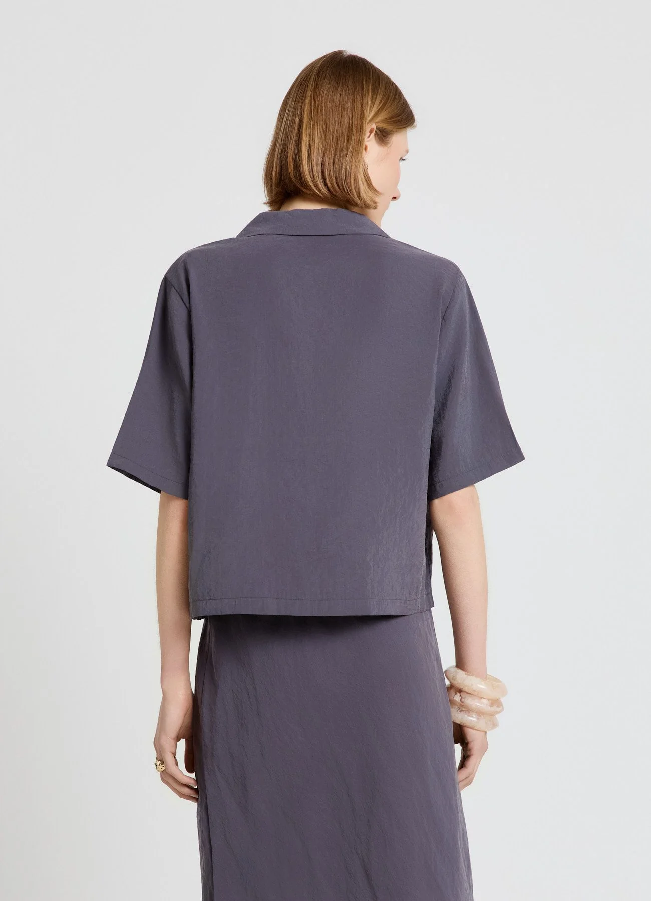 Camicia a maniche corte con colletto a revers - Image 2