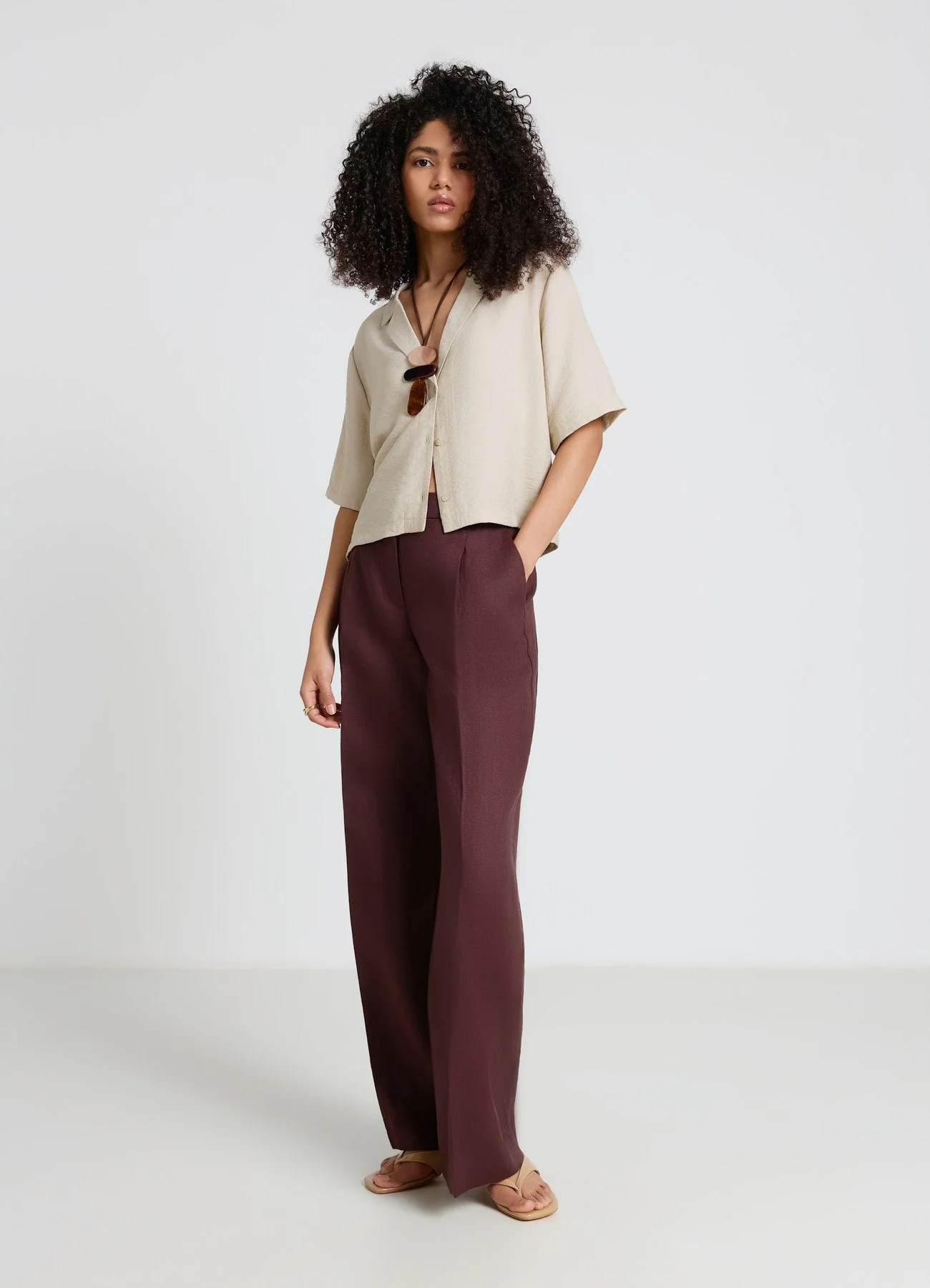 Camicia a maniche corte con collo a rever - Image 2