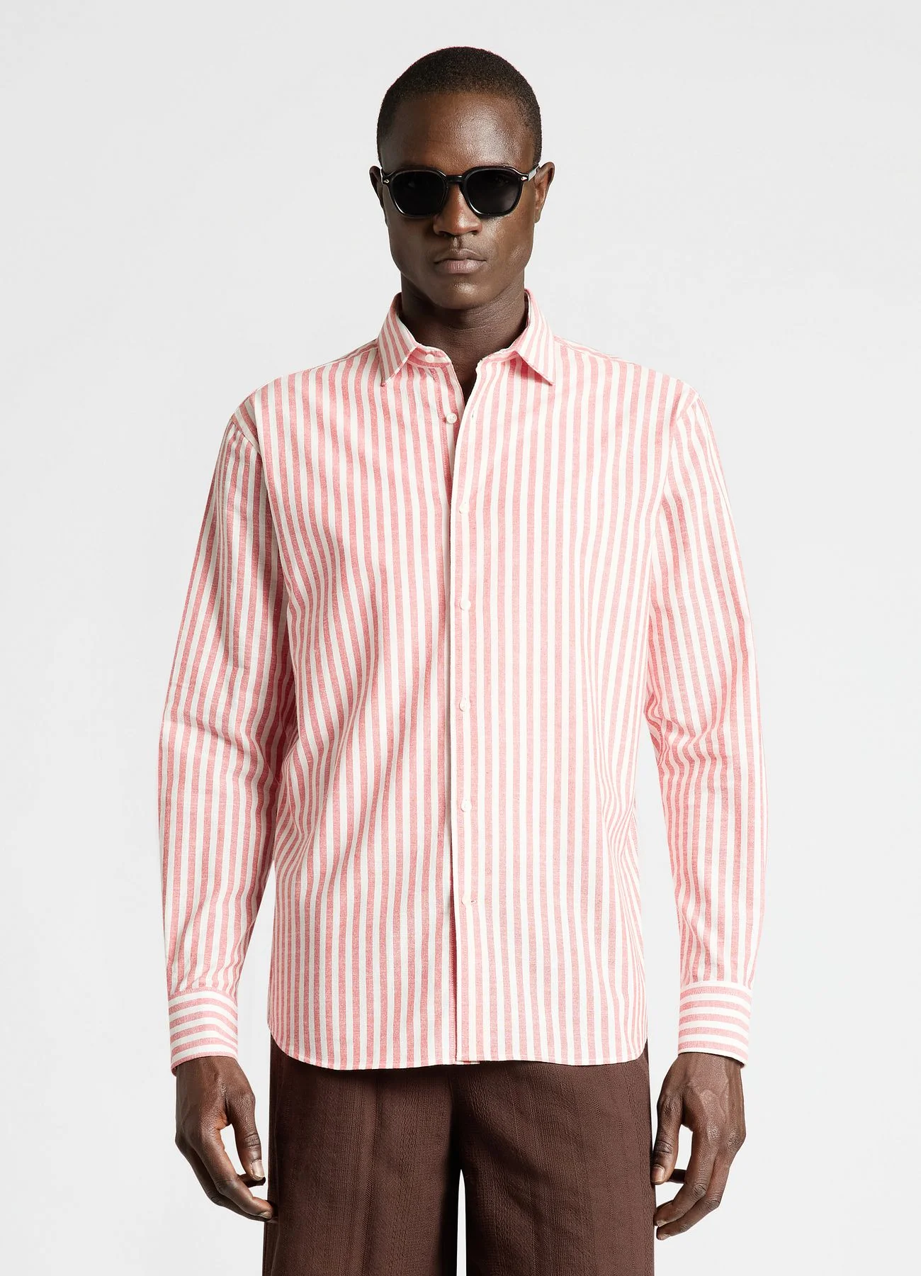 Camicia a righe con colletto classico