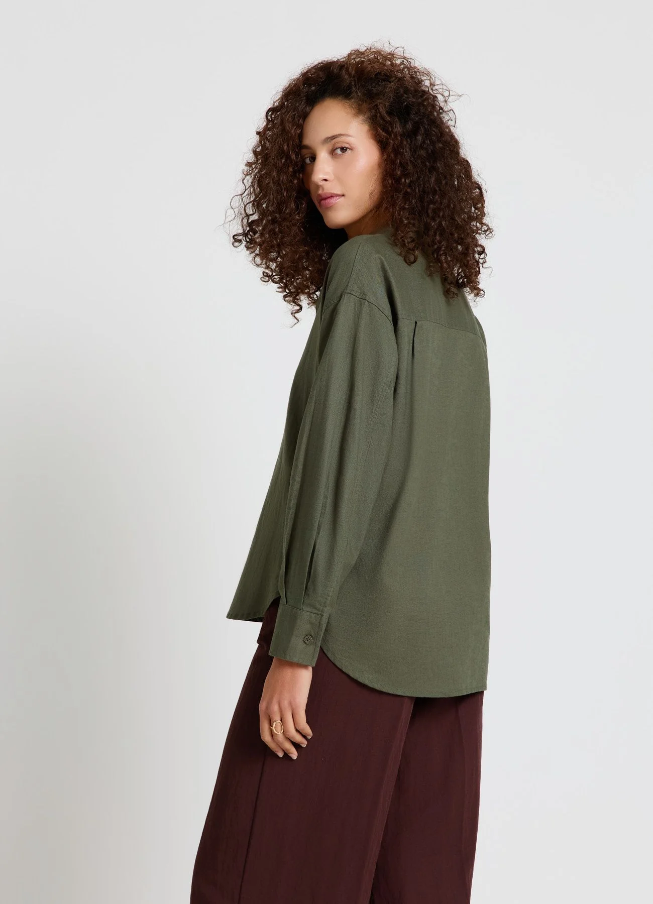 Camicia basic a tinta unita misto lino - Image 3