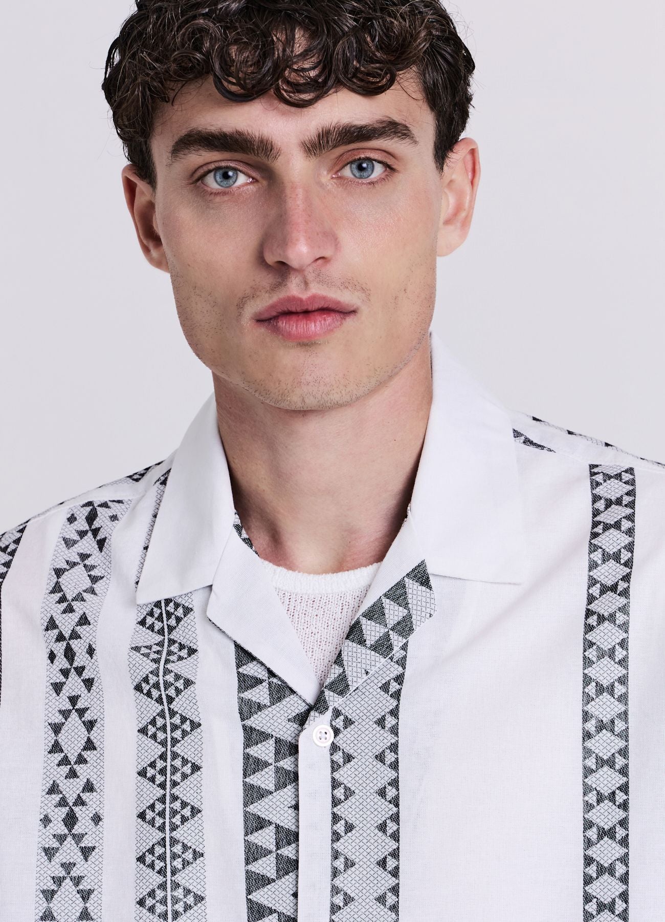 Camicia bowling fantasia etnica - Image 2