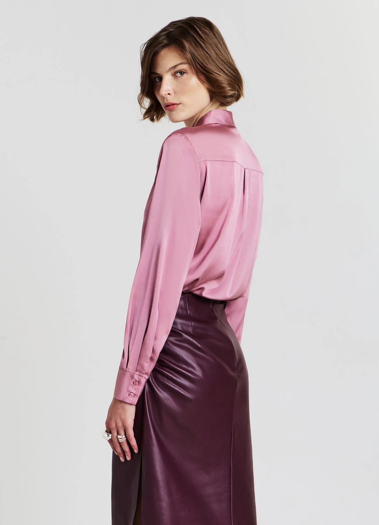 Camicia classica in simil satin