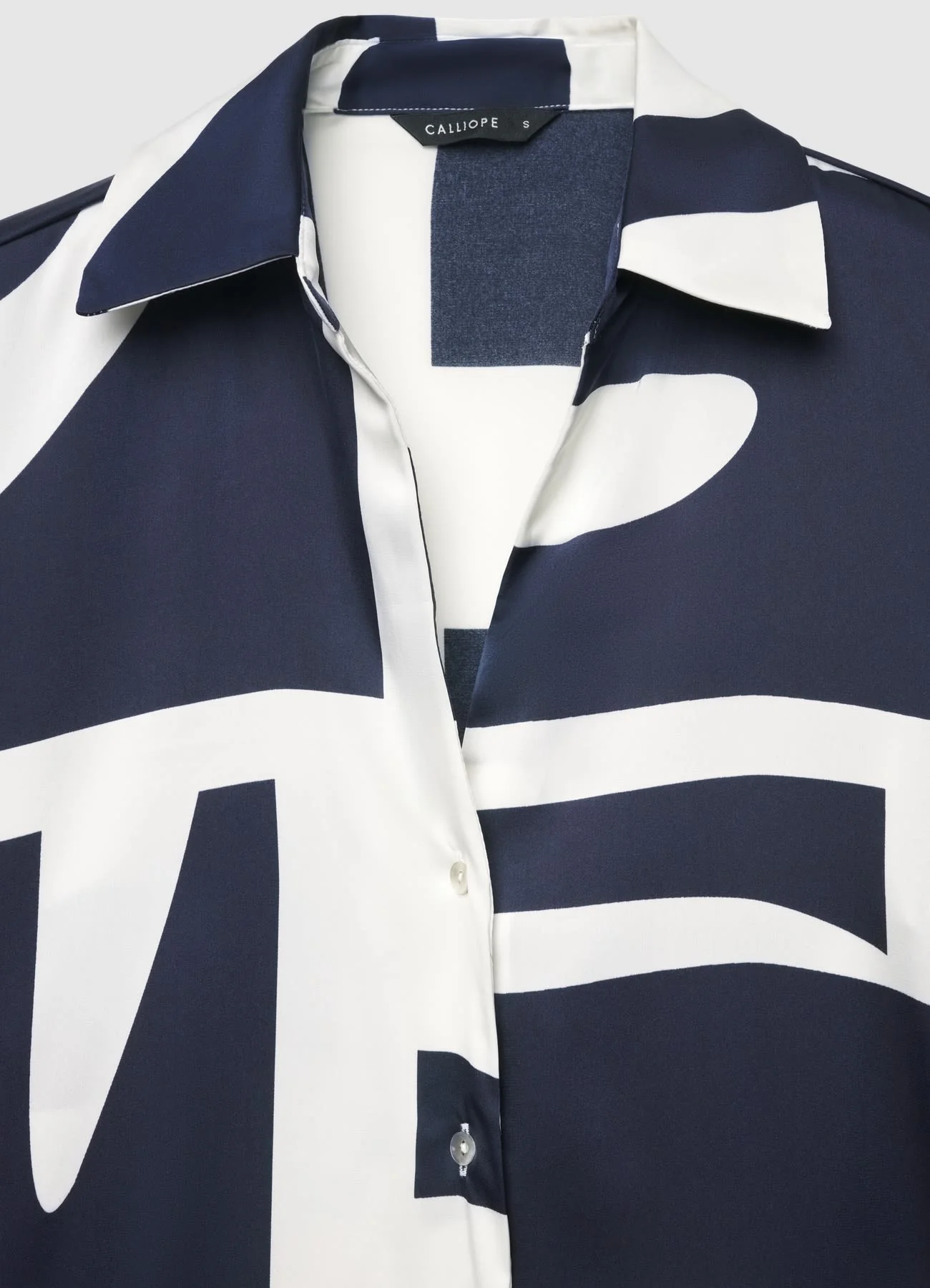 Camicia con colletto classico e stampe - Image 4