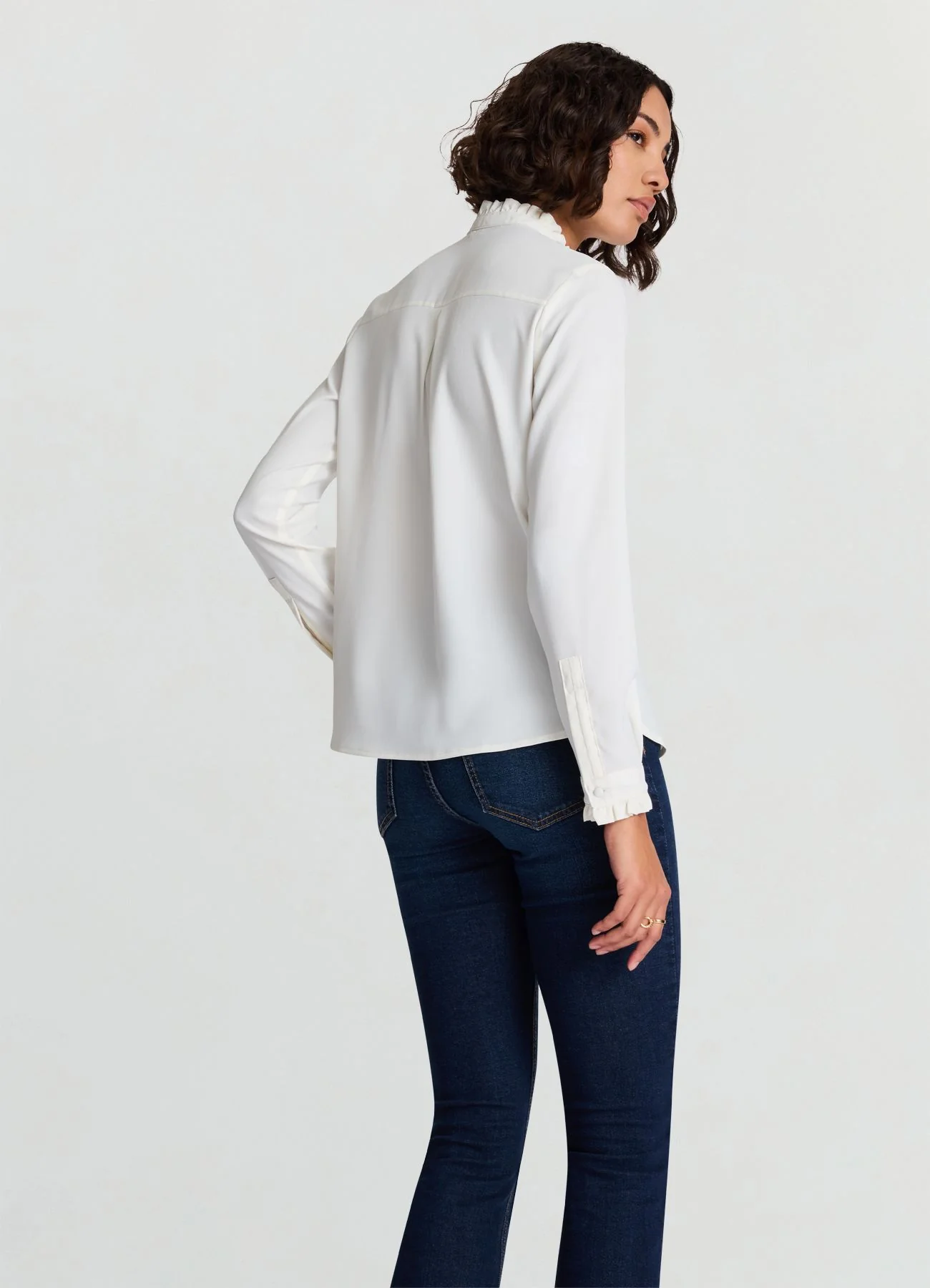 Camicia con colletto coreana e volant - Image 3