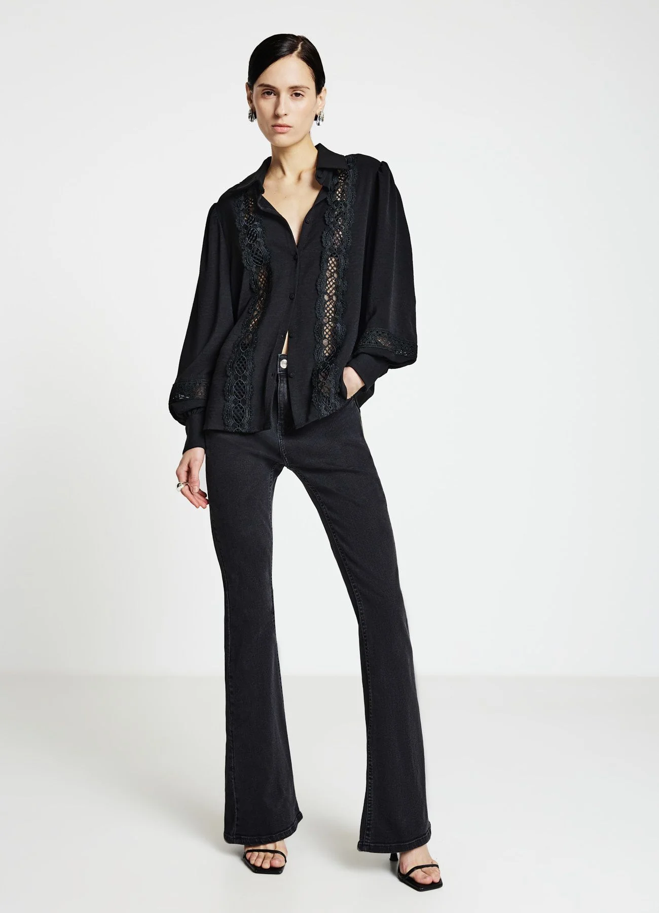 Camicia con inserti macramè - Image 2