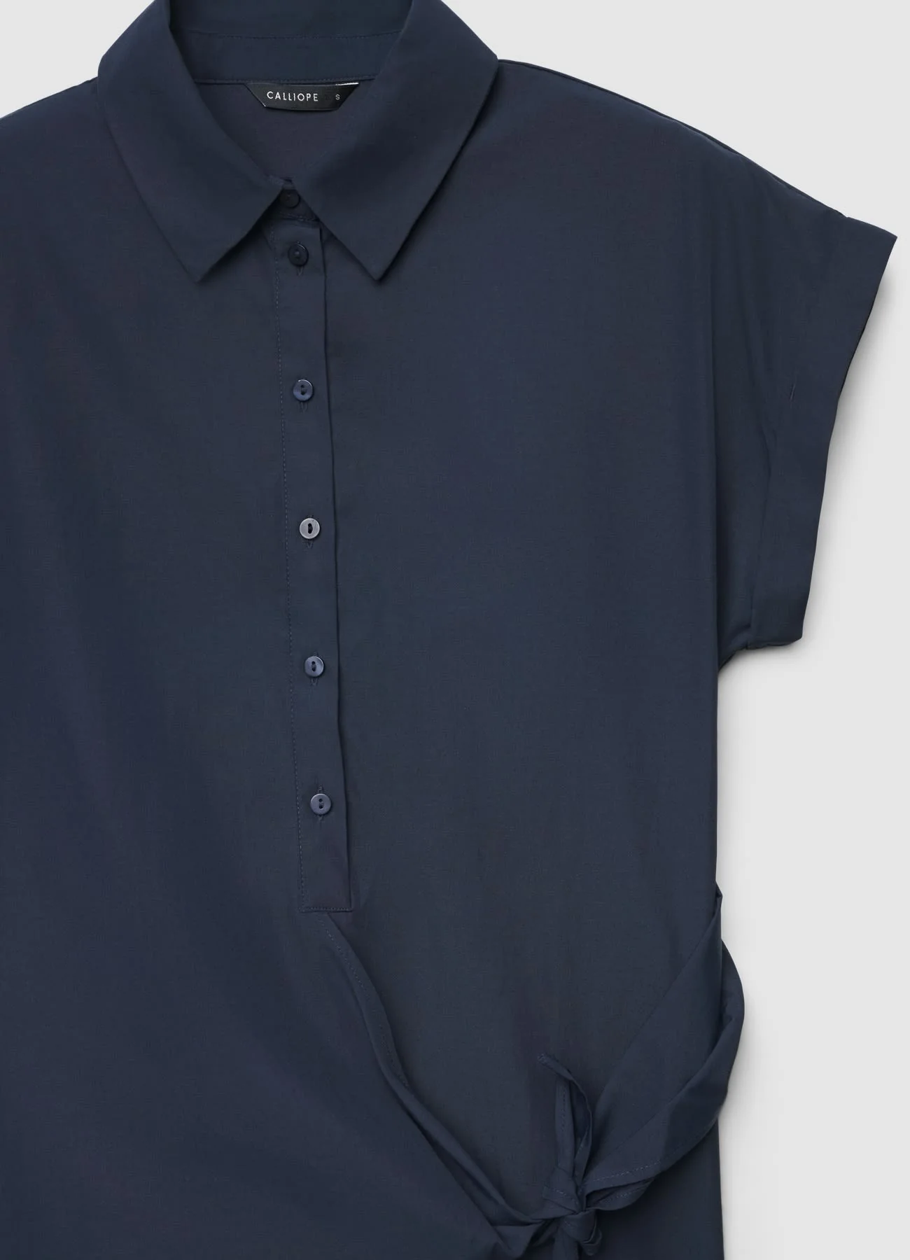 Camicia con nodo sul fianco e mezza abbottonatura - Image 6