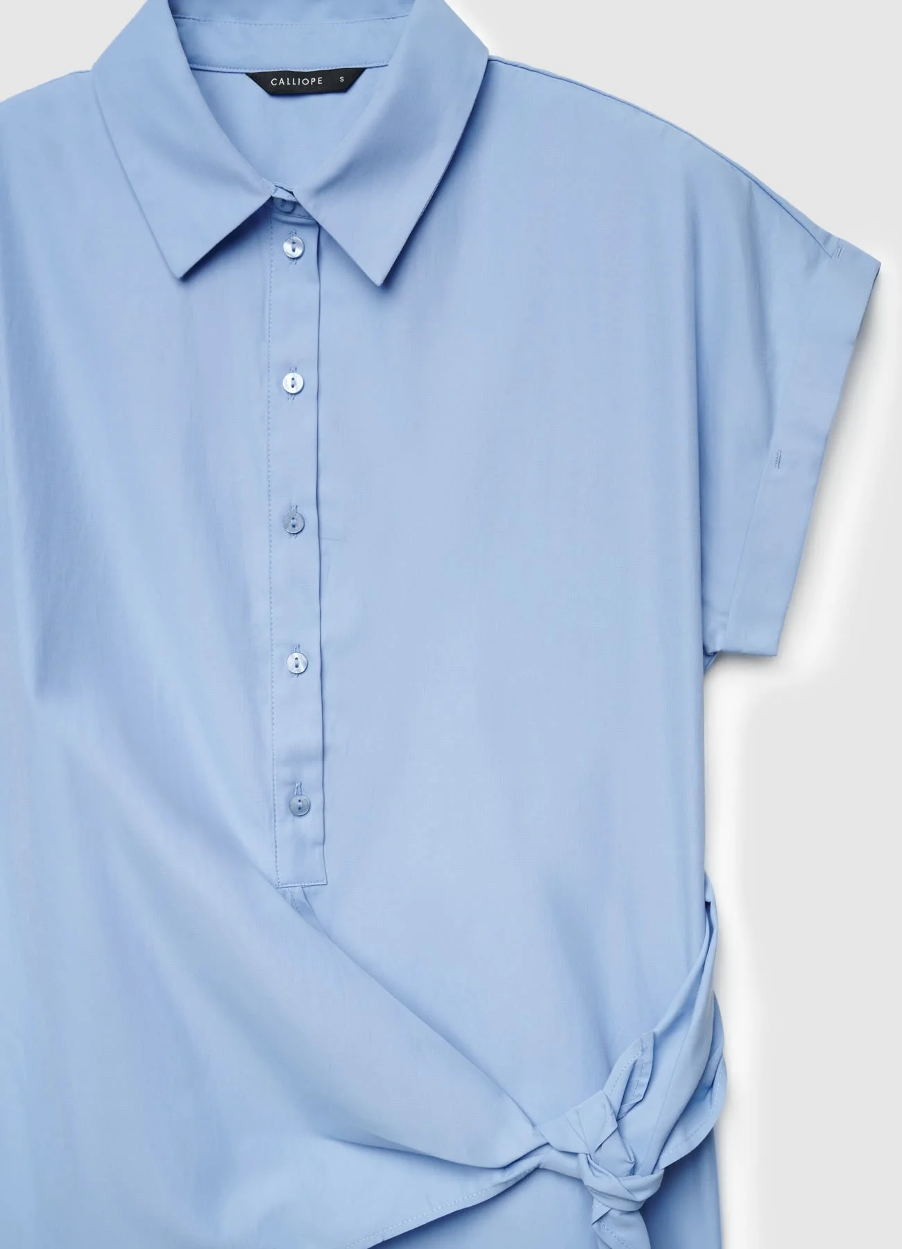 Camicia con nodo sul fianco e mezza abbottonatura - Image 4