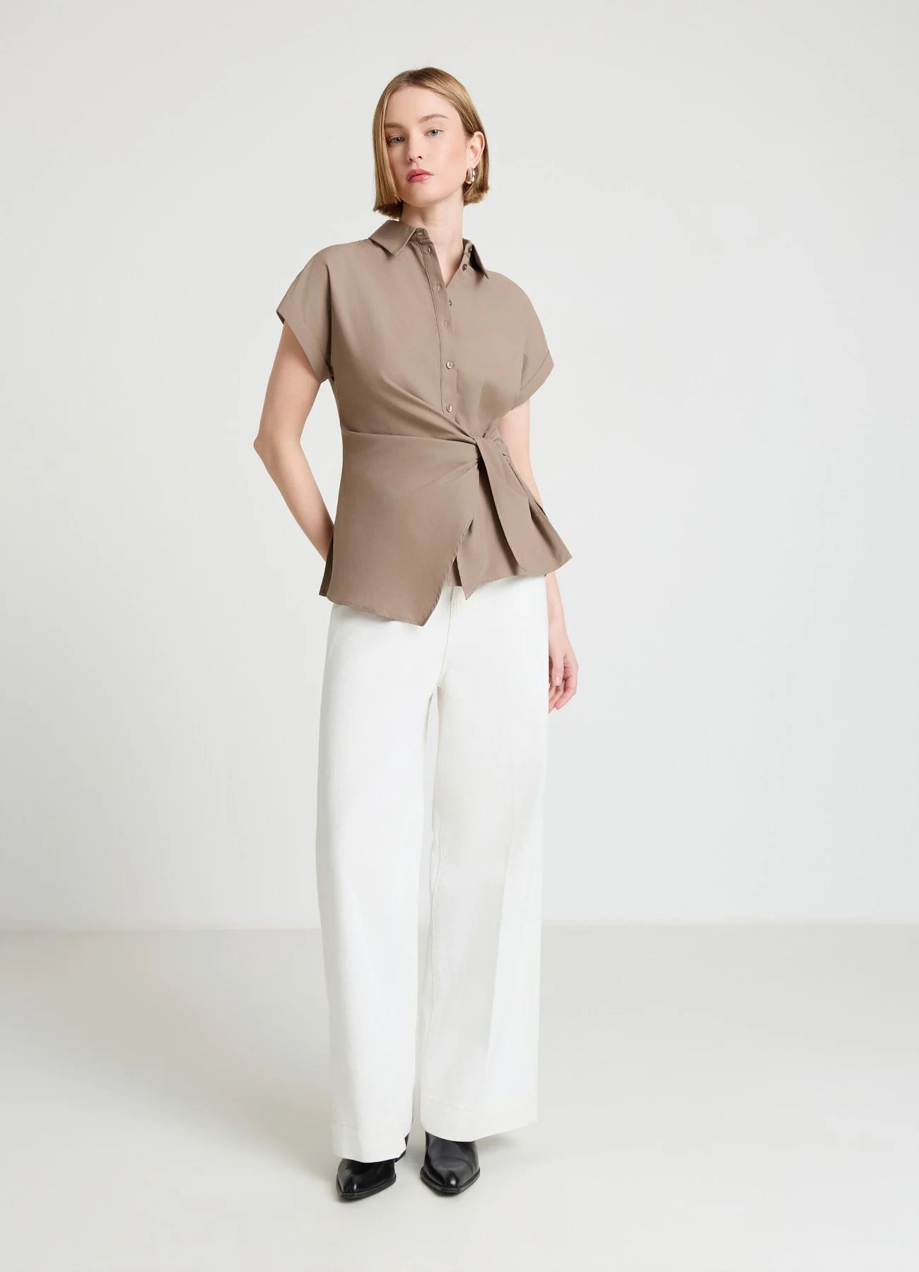 Camicia con nodo sul fianco e mezza abbottonatura - Image 3