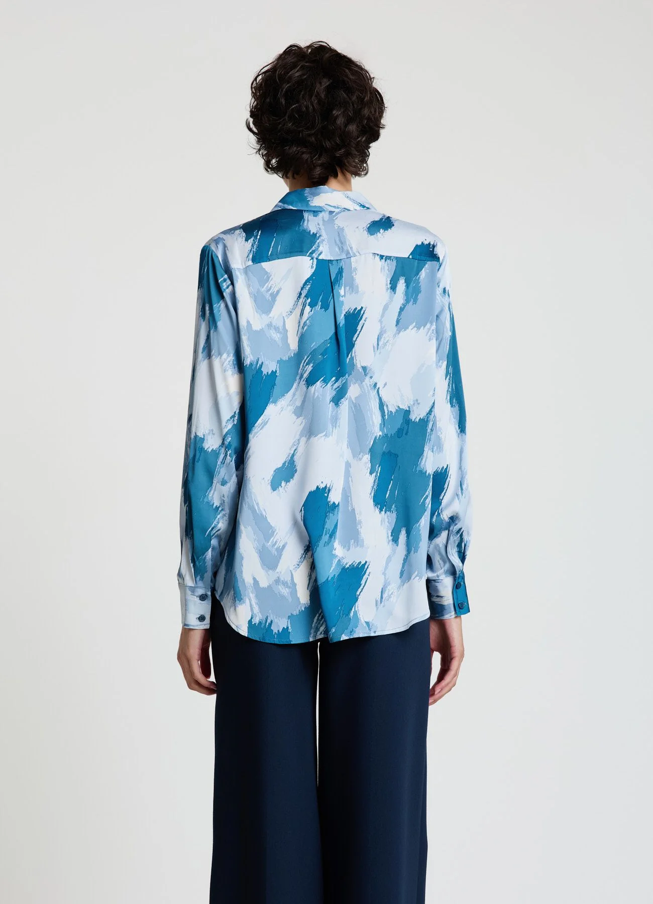 Camicia con stampa astratta similsatin - Image 2