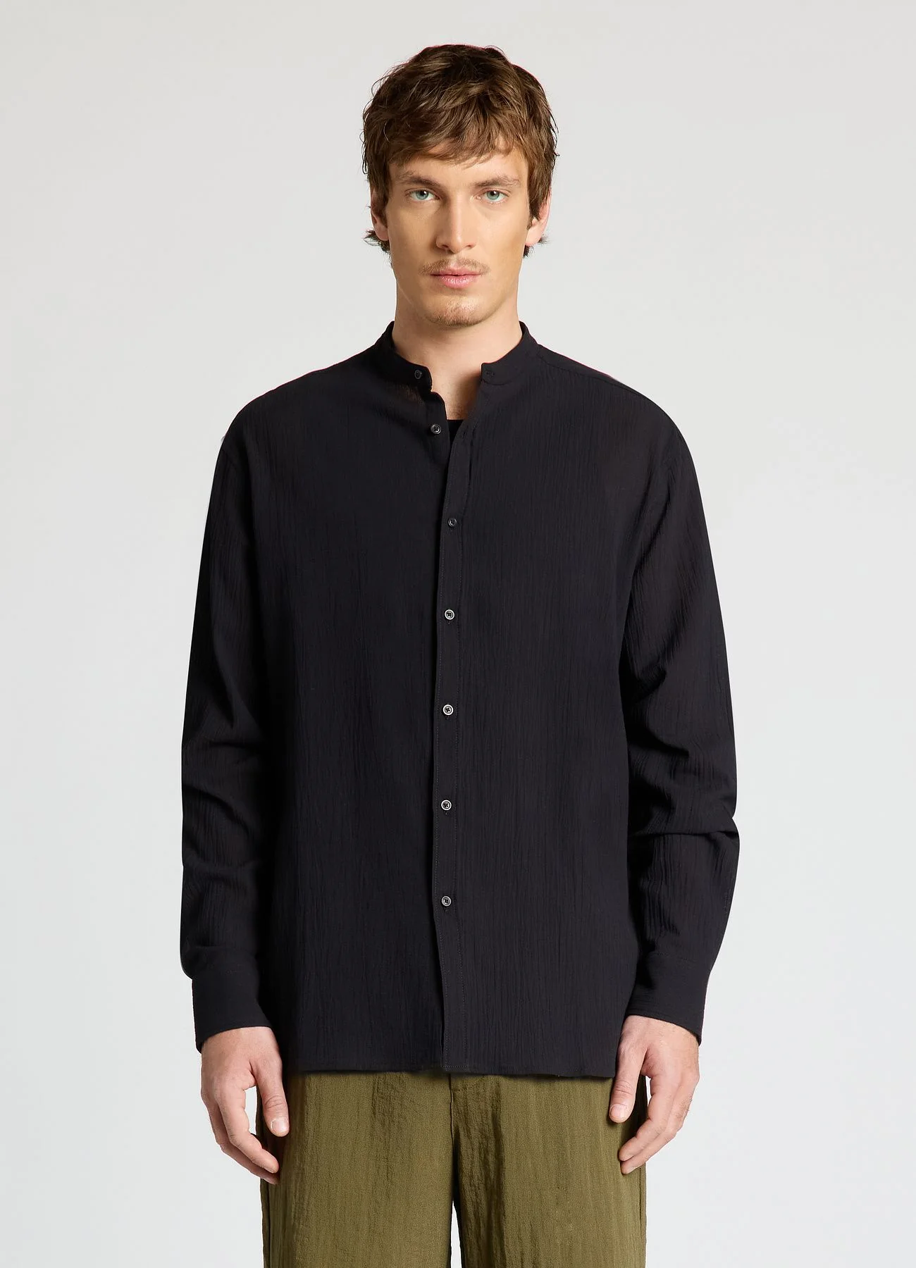 Camicia coreana a tinta unita