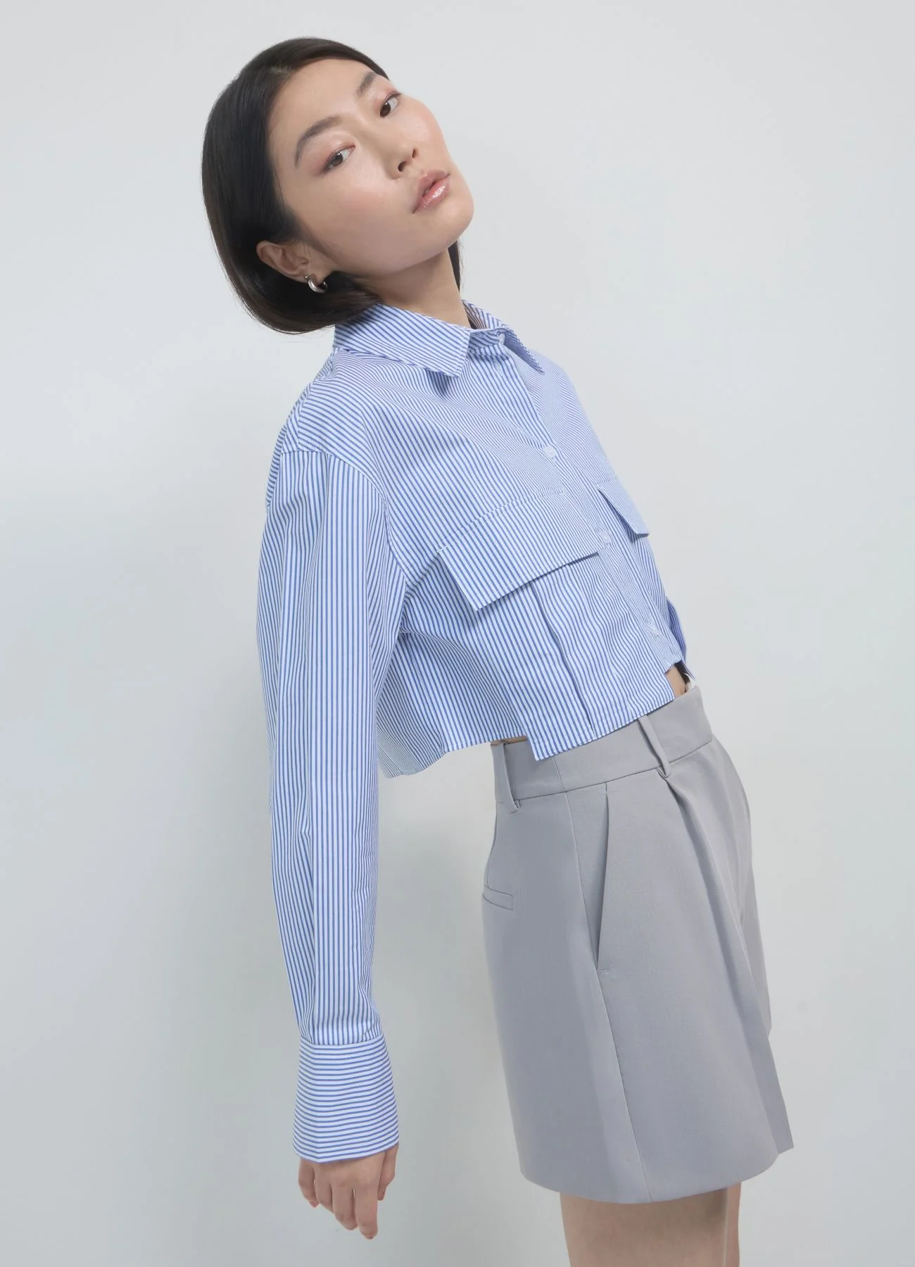 Camicia crop a righe con tasconi - Image 3