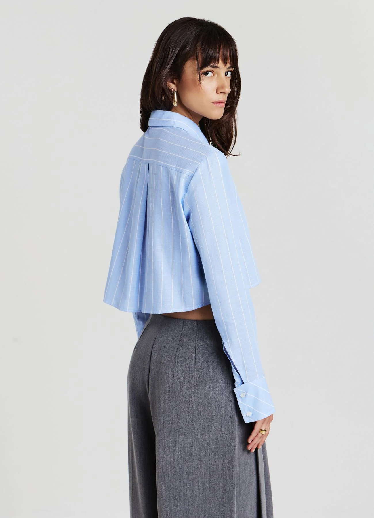 Camicia crop a righe cravatta - Image 2