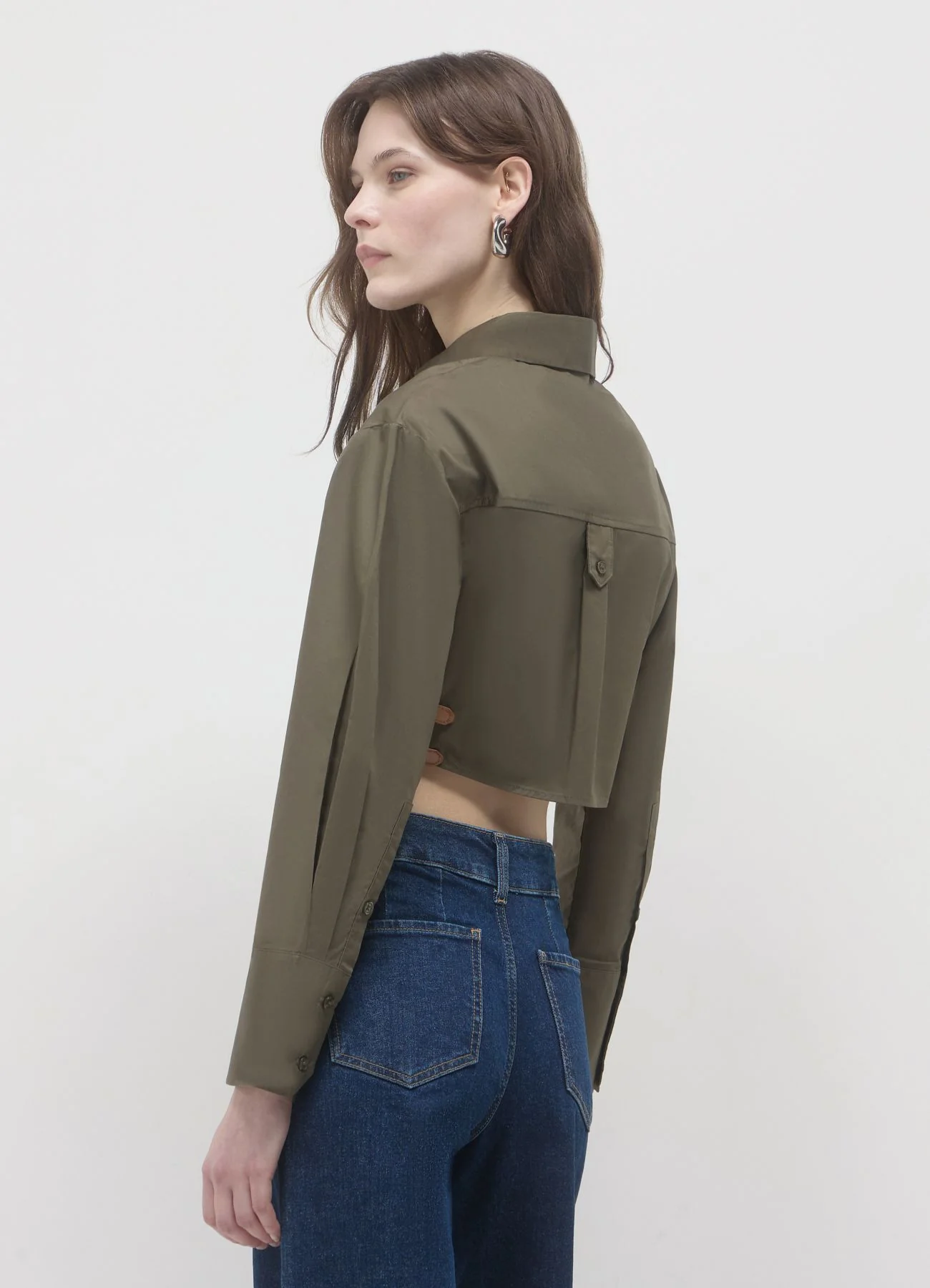 Camicia crop fibbie