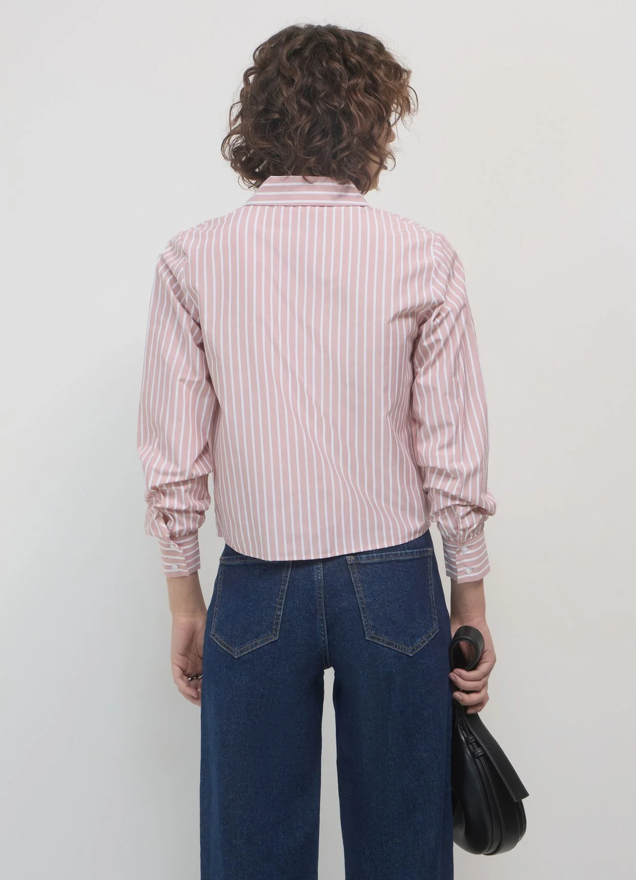 Camicia cropped a righe