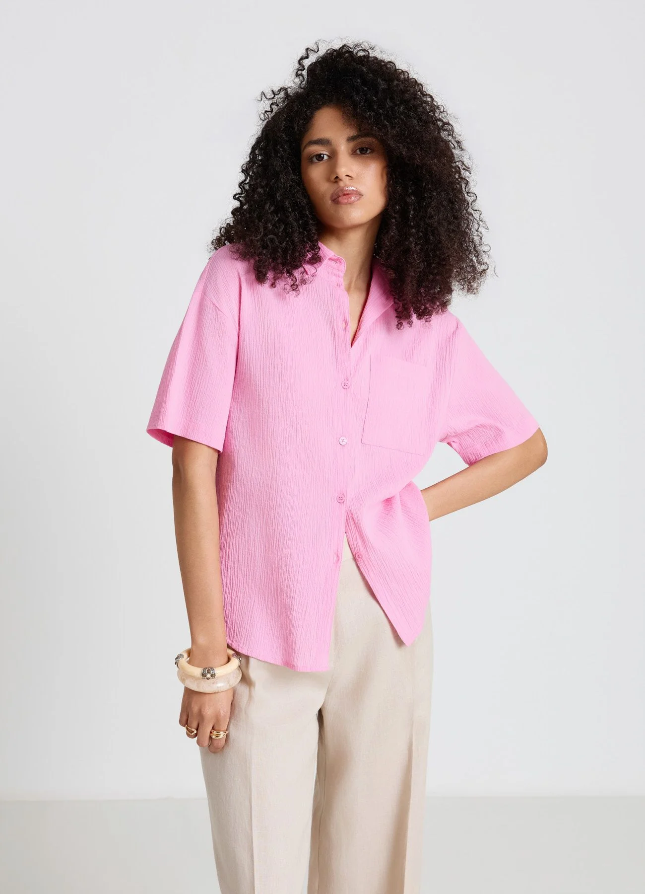 Camicia effetto crinkle con taschino - Image 2