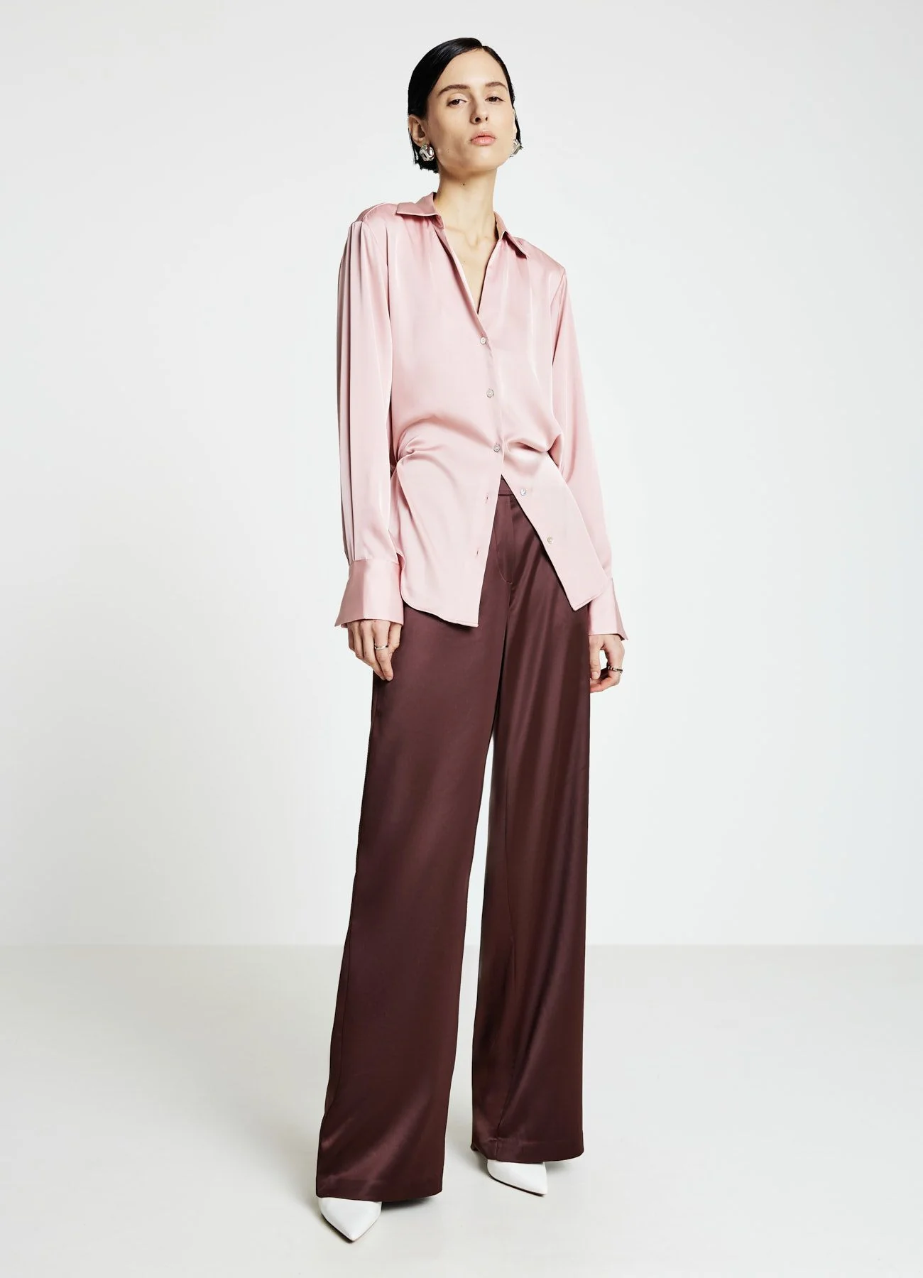 Camicia scollo a V similsatin - Image 2