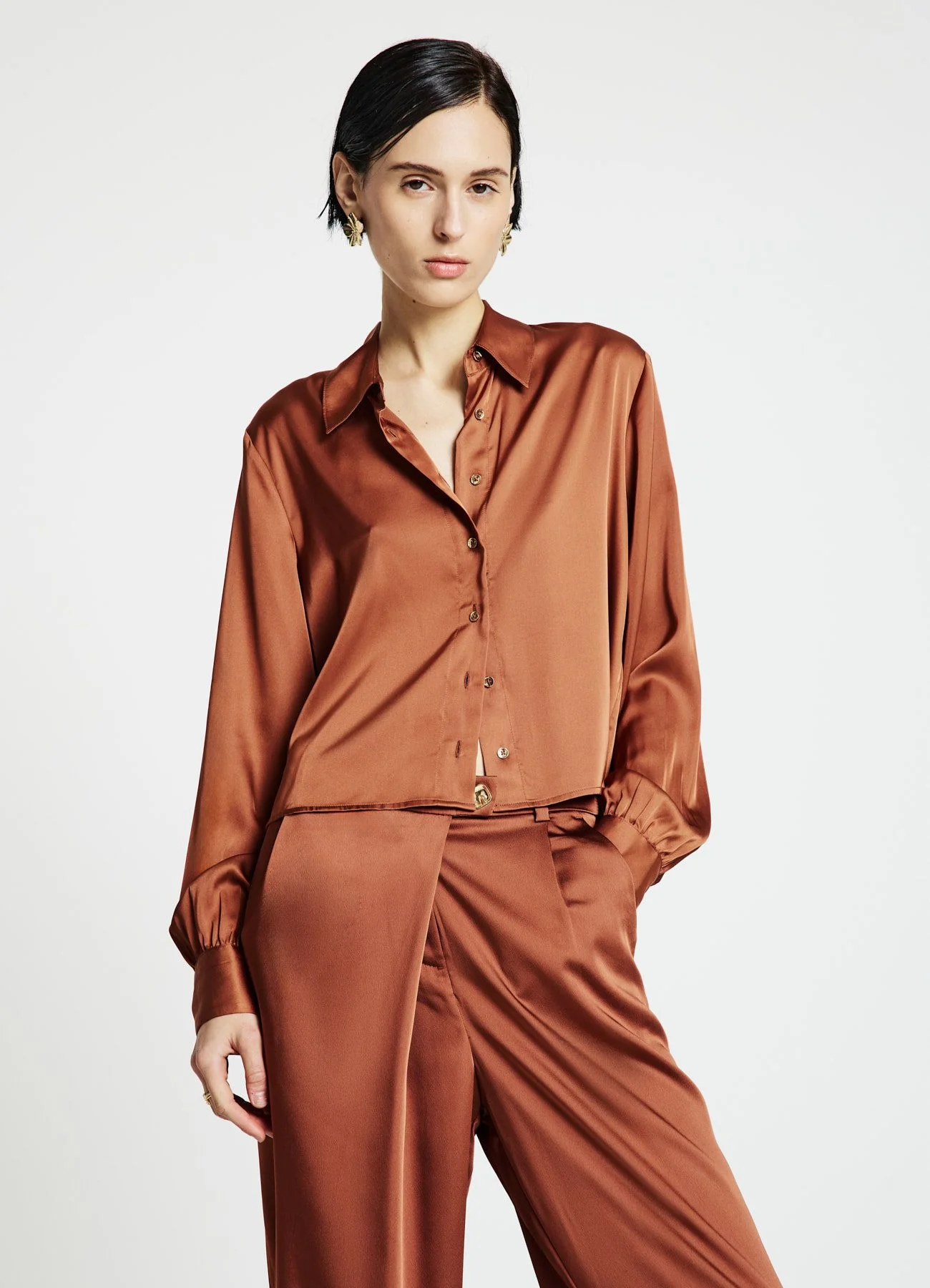 Camicia similsatin tinta unita - Image 3
