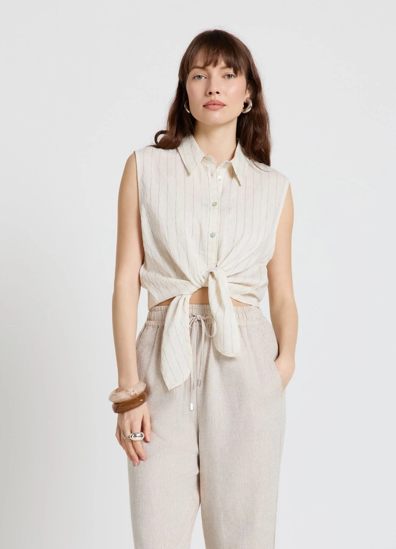 Camicia smanicata a righe con nodo - Image 2