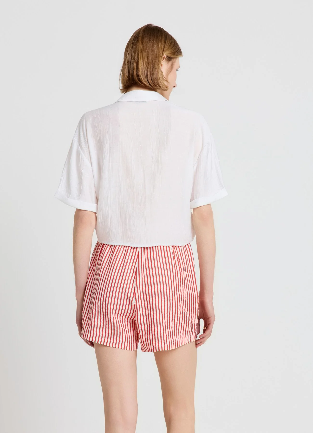 Camicia tinta unita con nodo - Image 3
