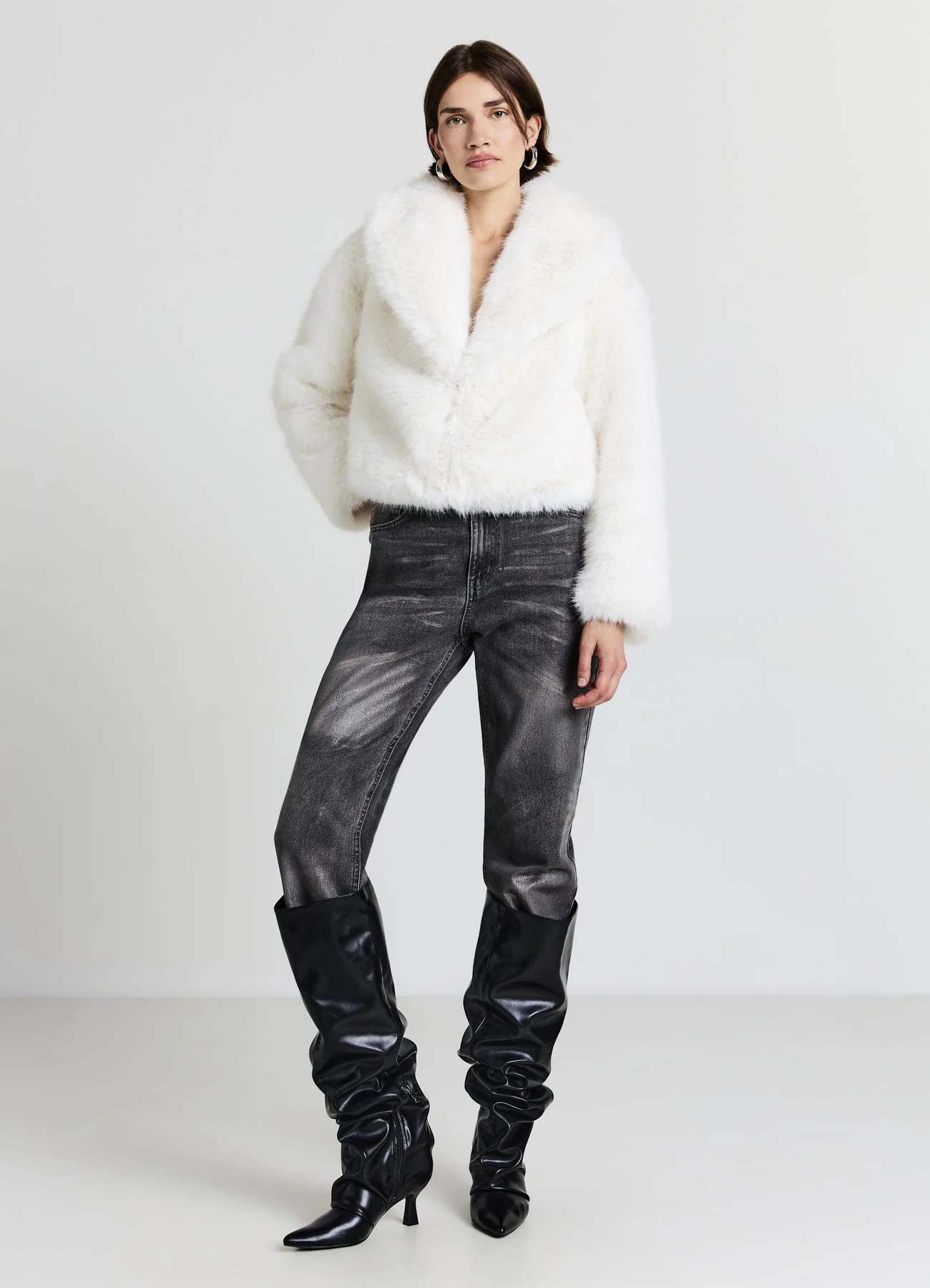 Cappotto crop finto pelo - Image 2