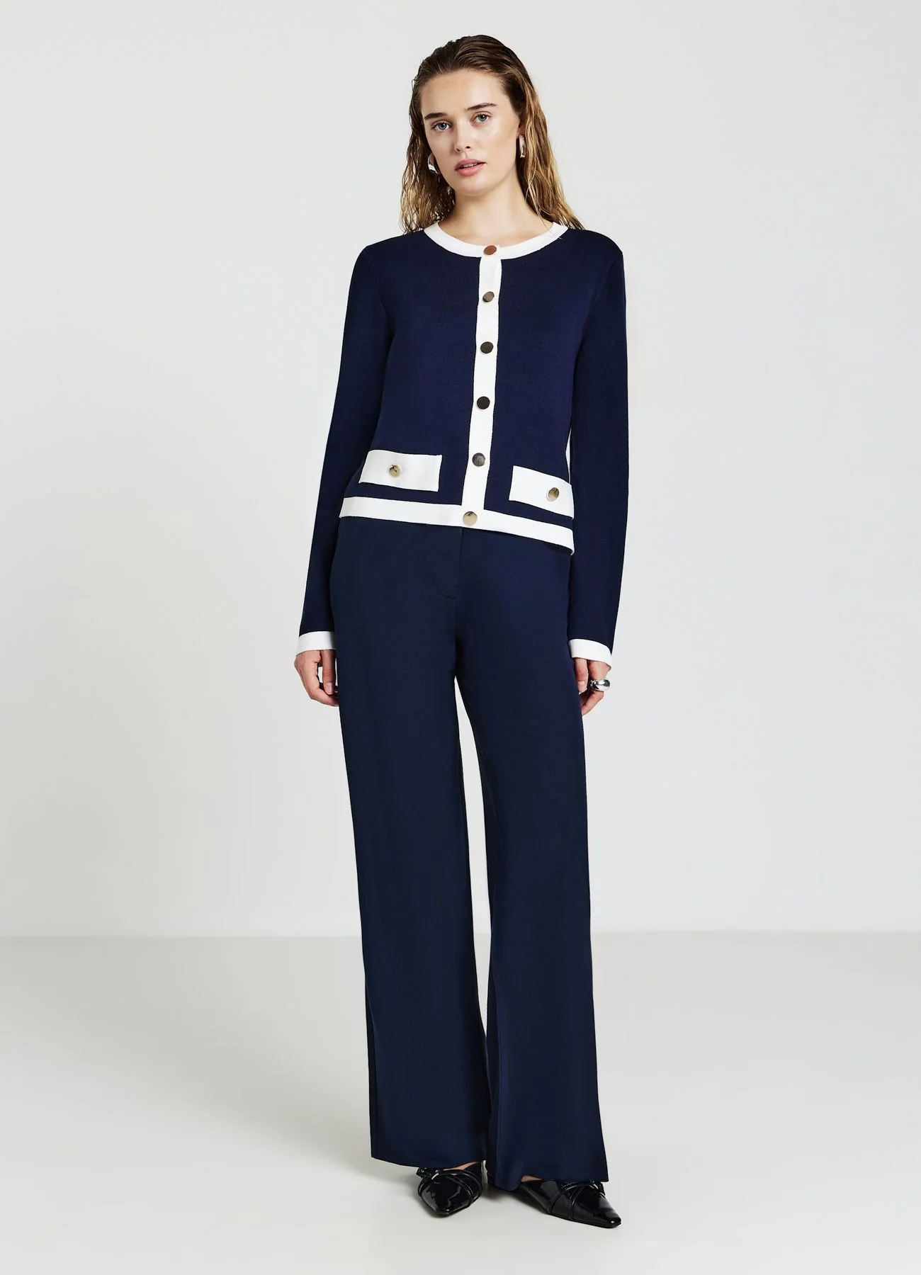 Cardigan con bottoni