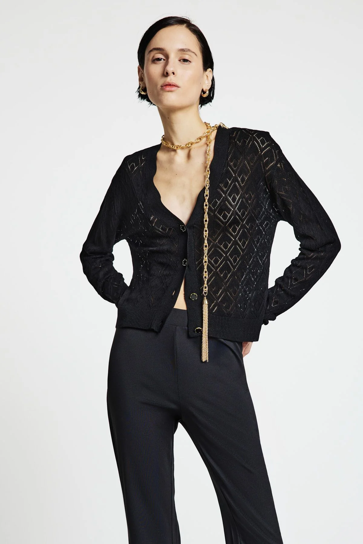 Cardigan con scollo a V e bottoni - Image 7