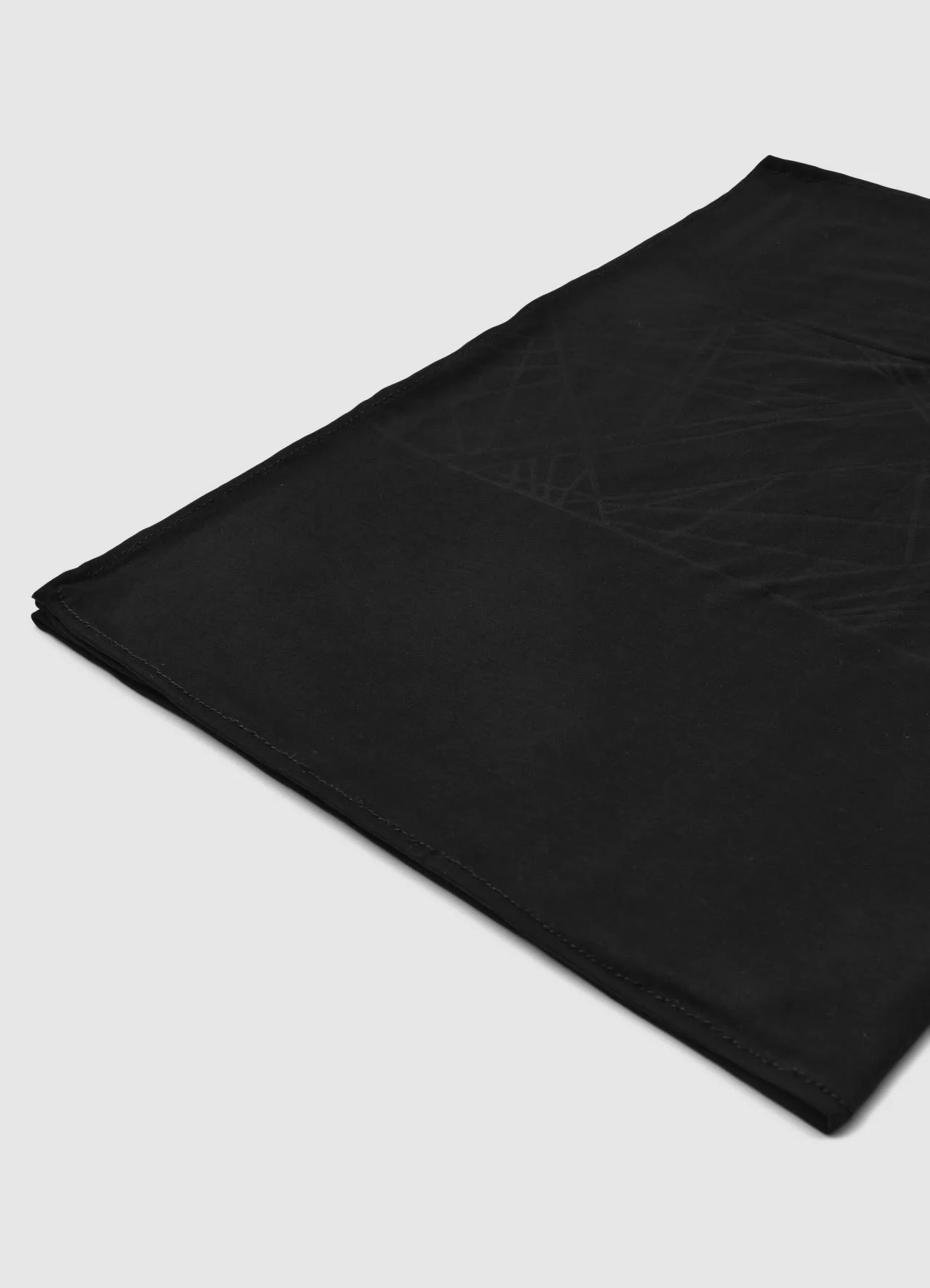 Foulard hijab tinta unita con inserto geometrico - Image 3