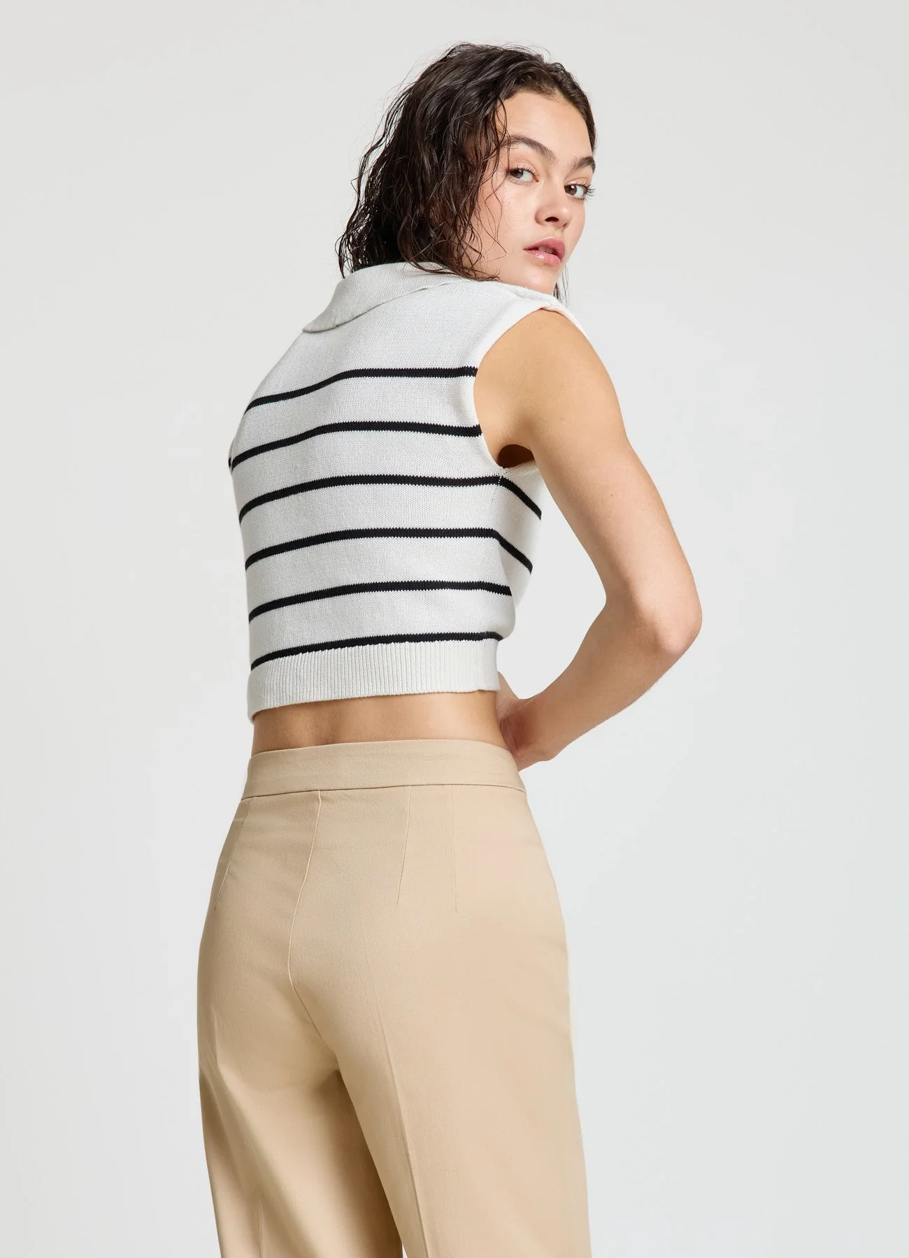Gilet a righe con colletto polo - Image 2