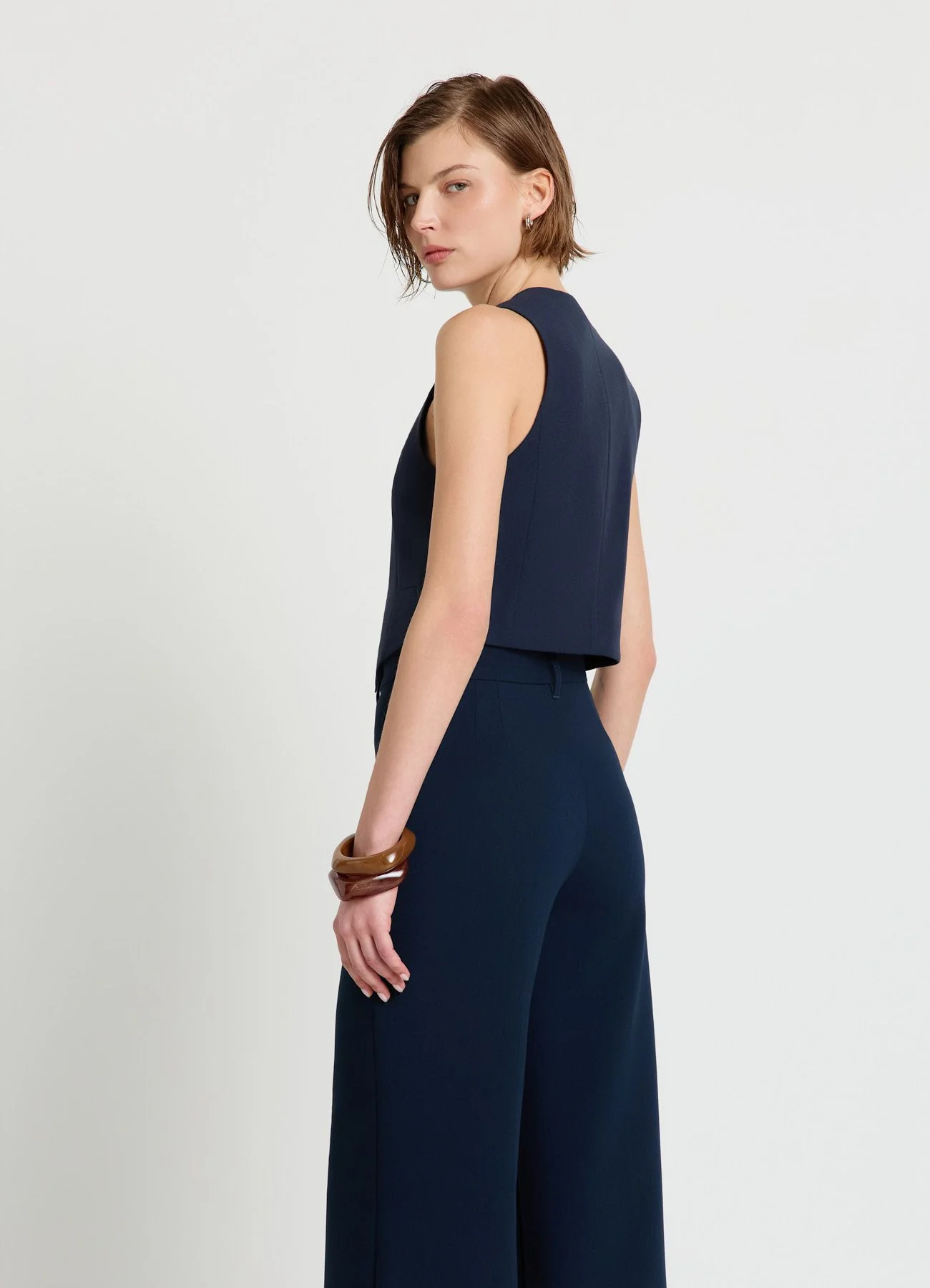 Gilet corto con bottoni