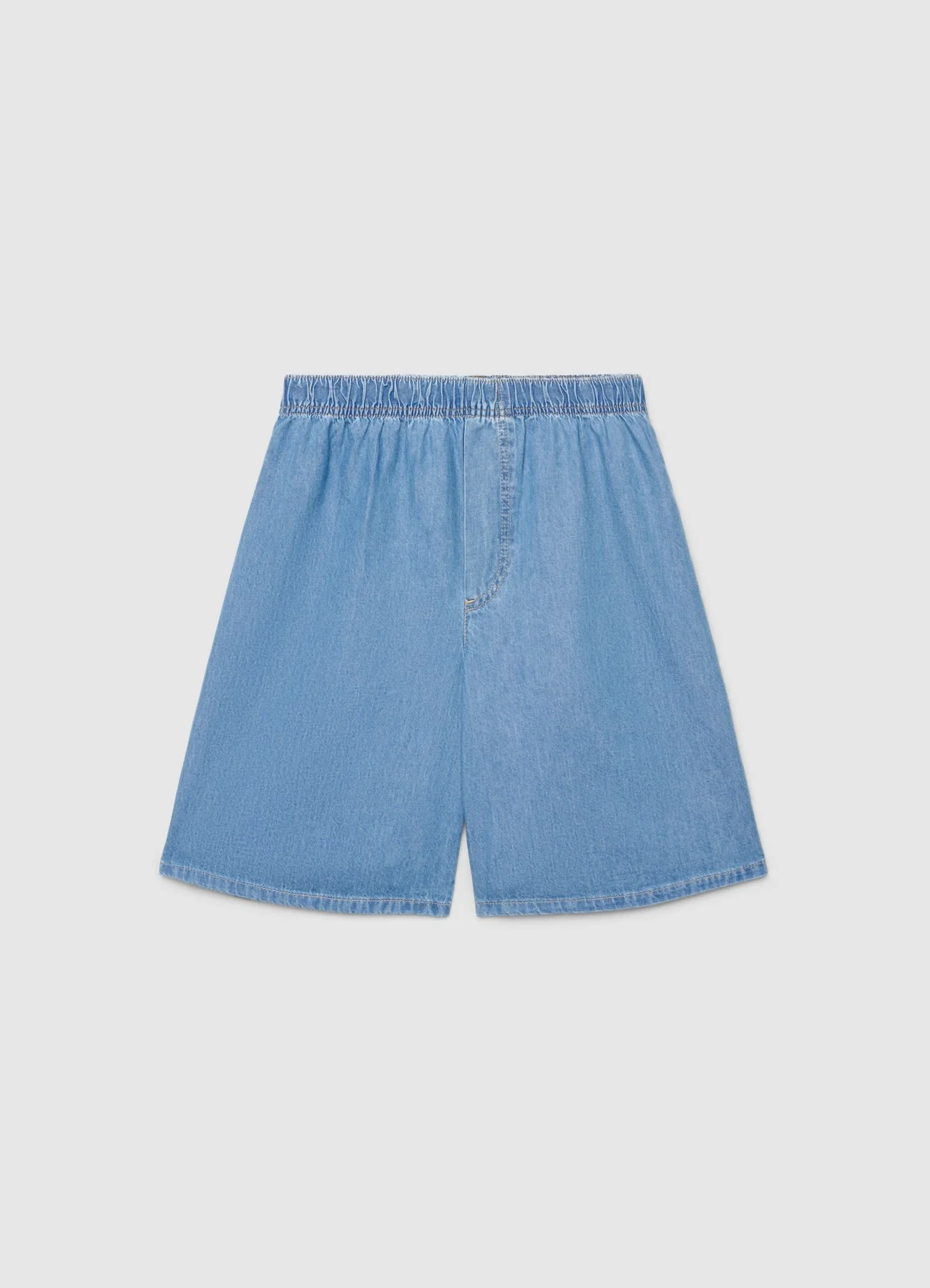 Jeans shorts jogger a tinta unita con elastico in vita - Image 4