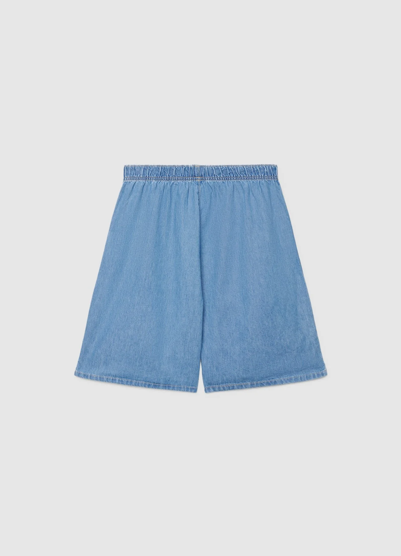 Jeans shorts jogger a tinta unita con elastico in vita - Image 5