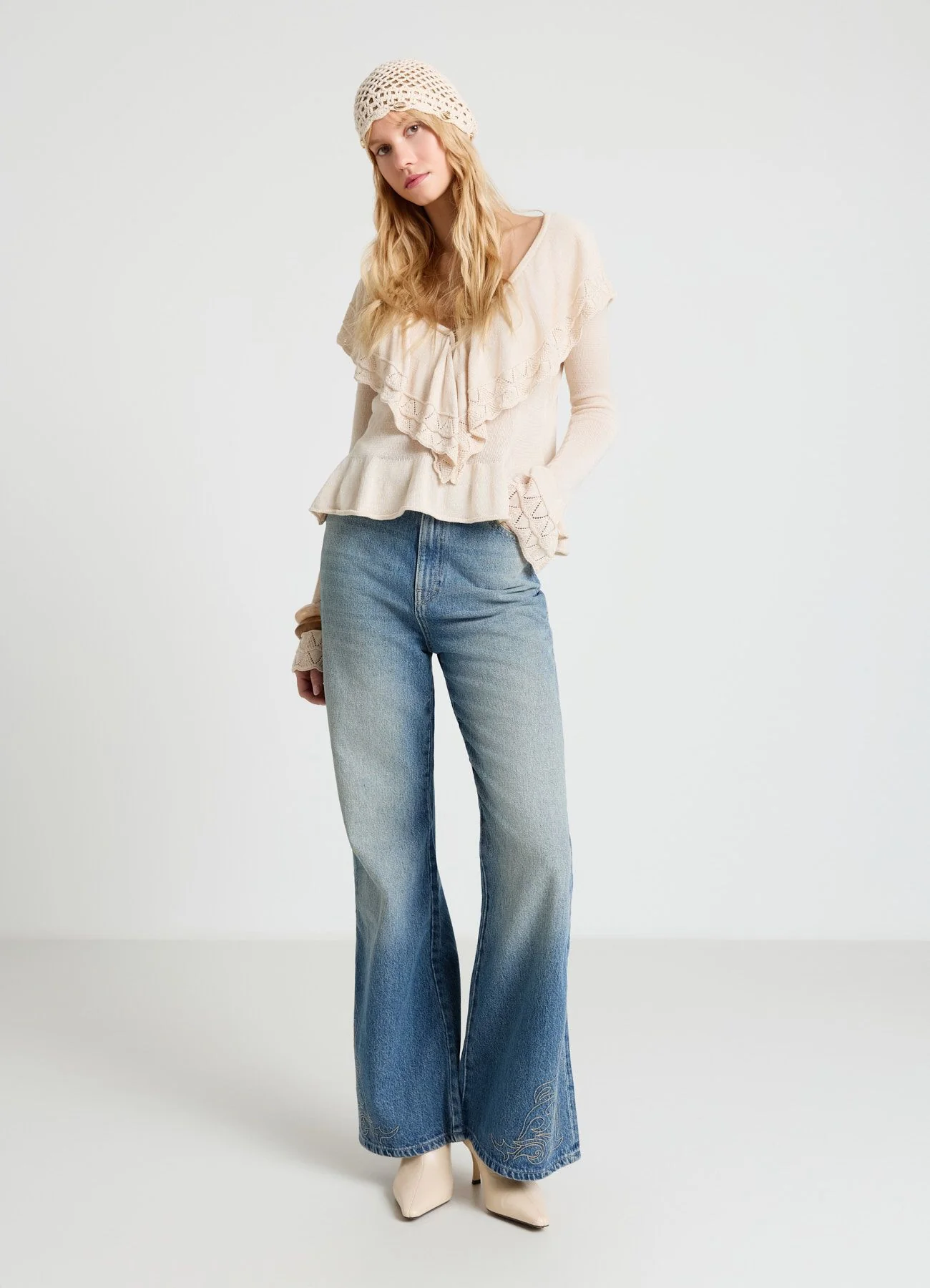Jeans wide leg con ricamo al fondo - Image 3