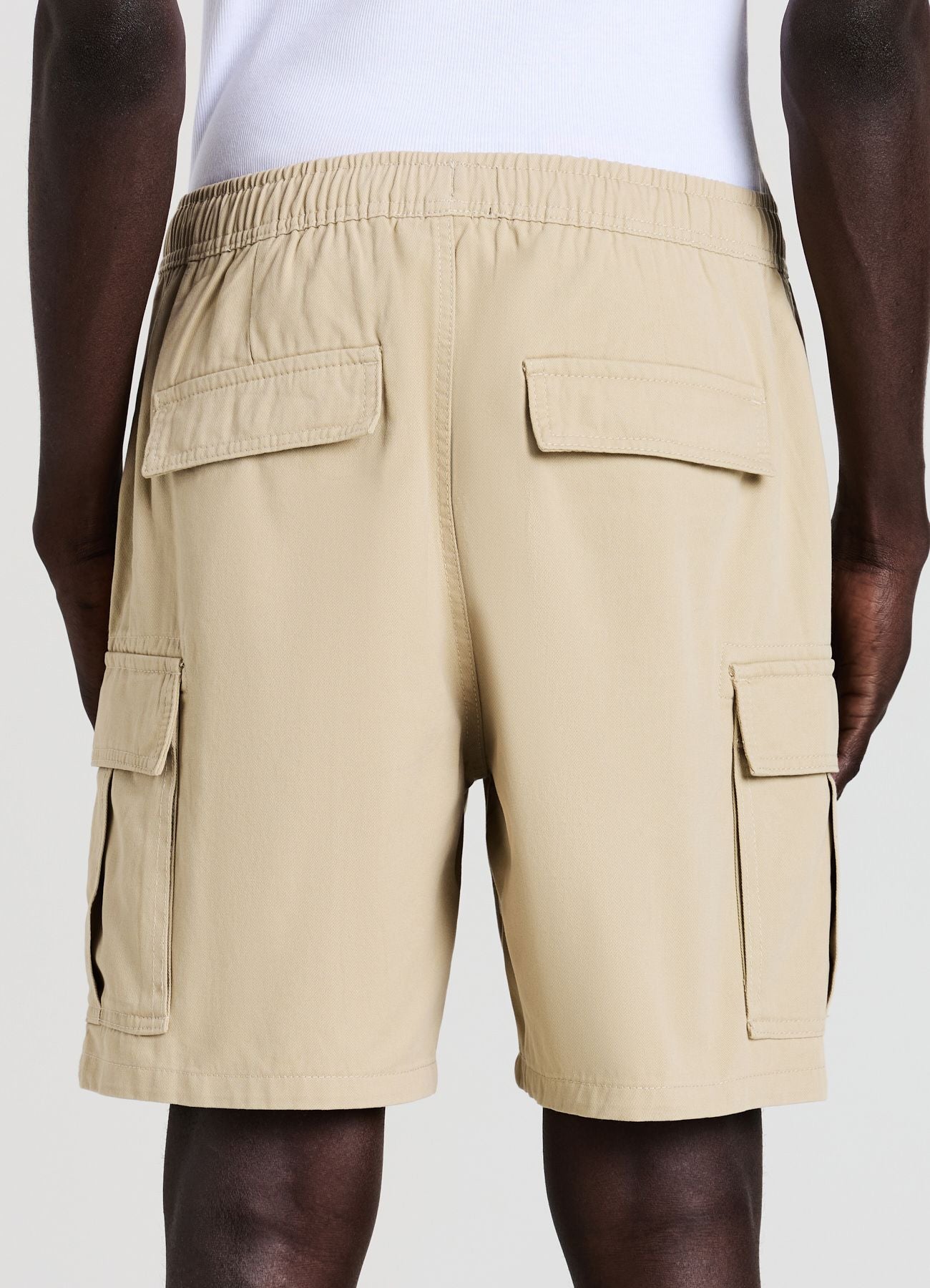Jogger corto tasche cargo - Image 2
