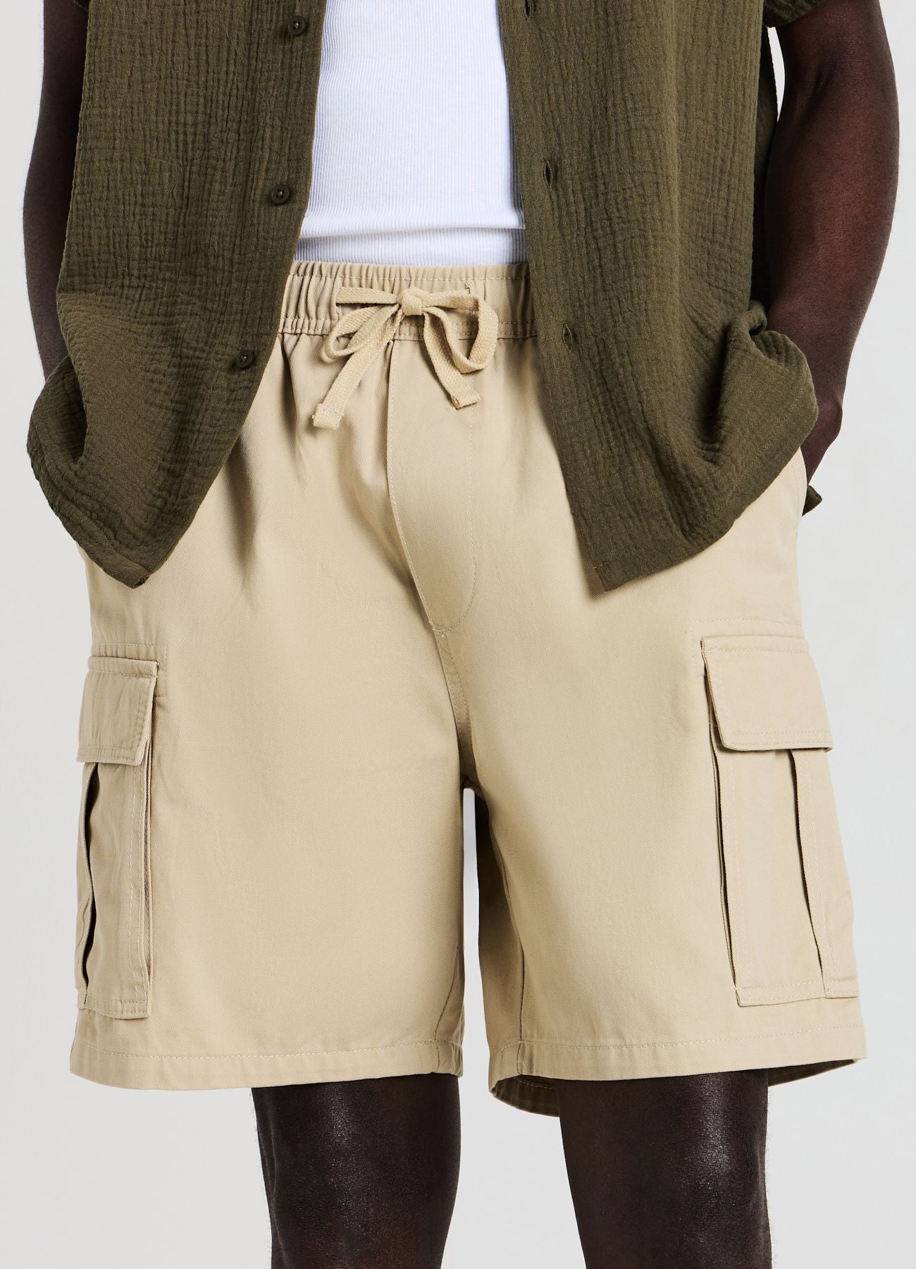Jogger corto tasche cargo - Image 3