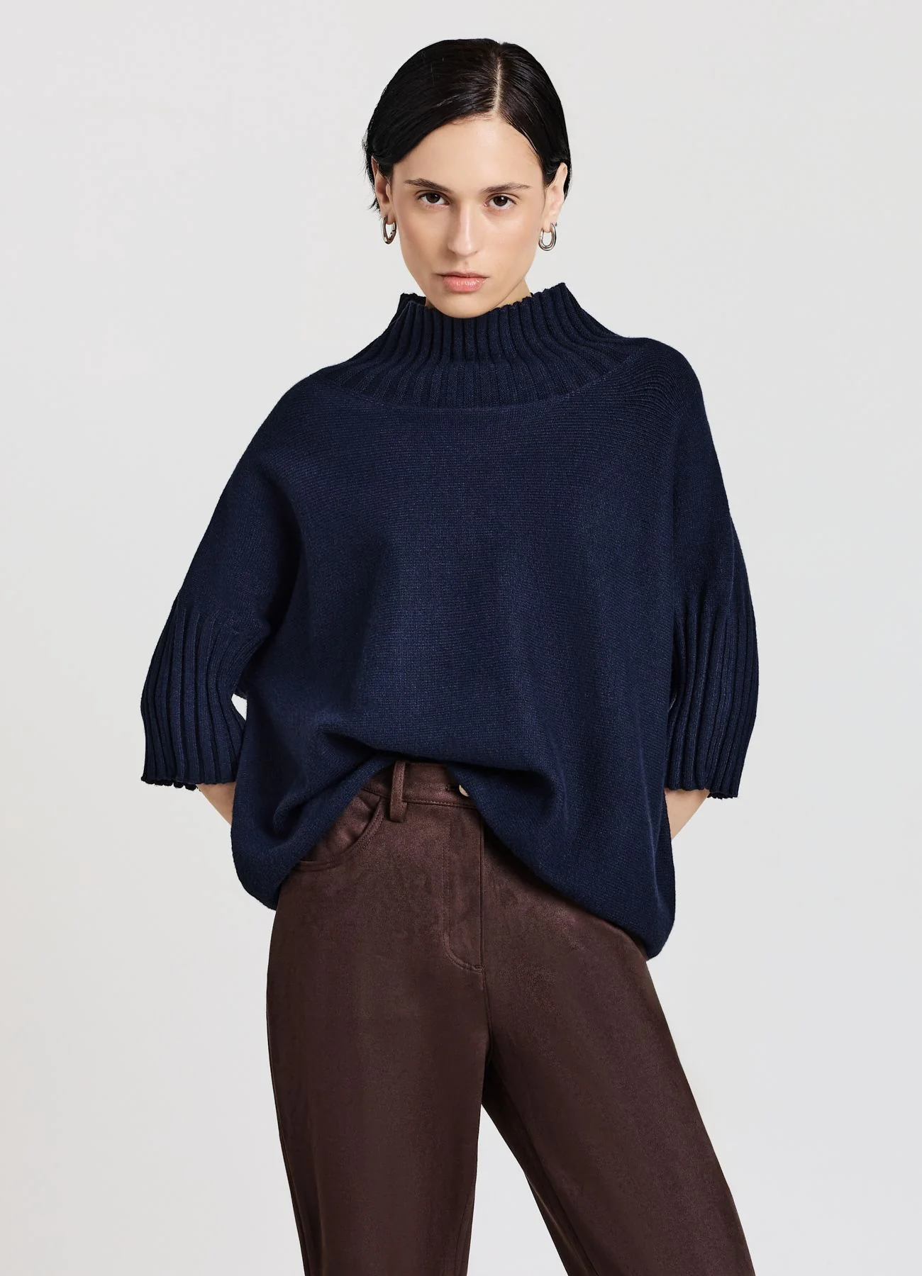 Maglia con collo cratere e maniche 3/4 - Image 8