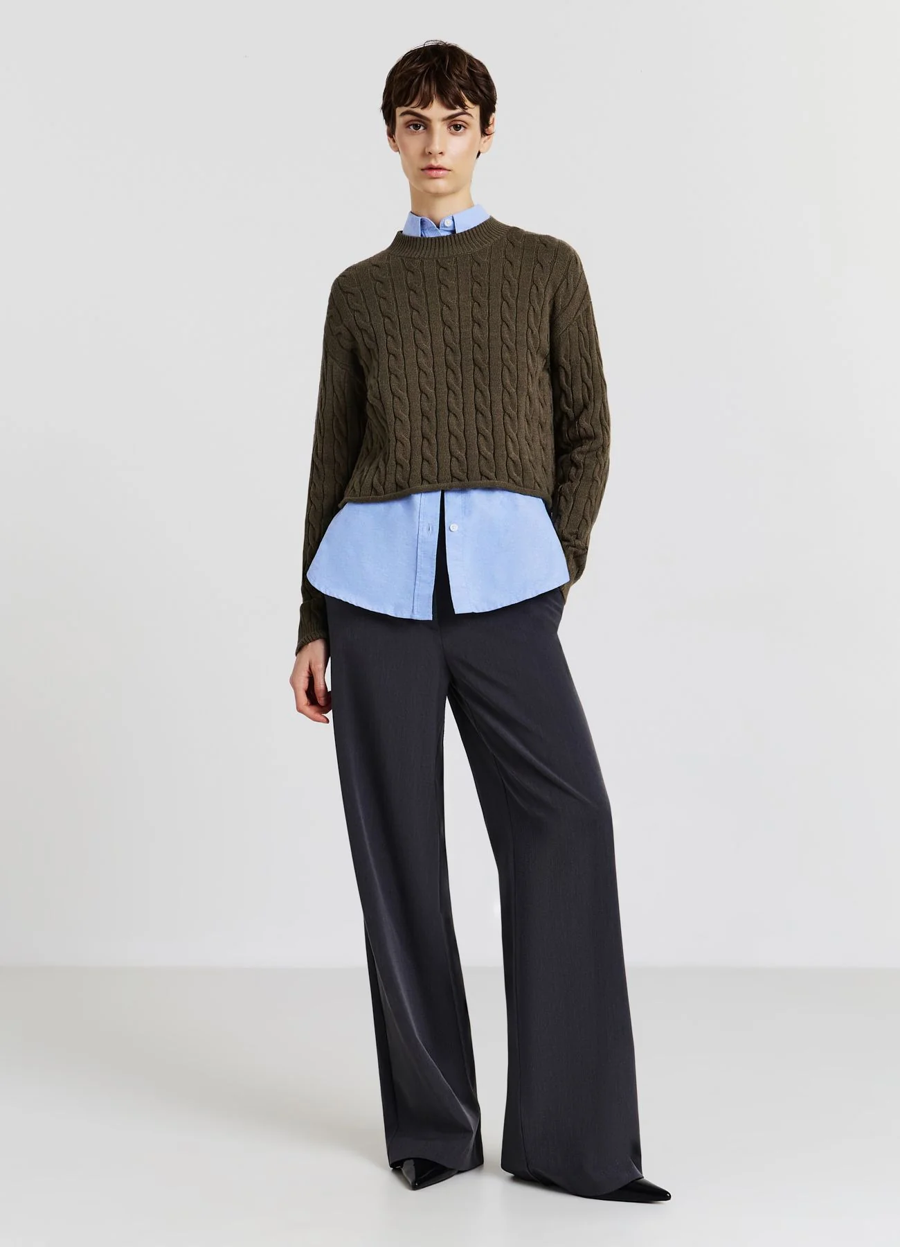 Maglia crop con trecce