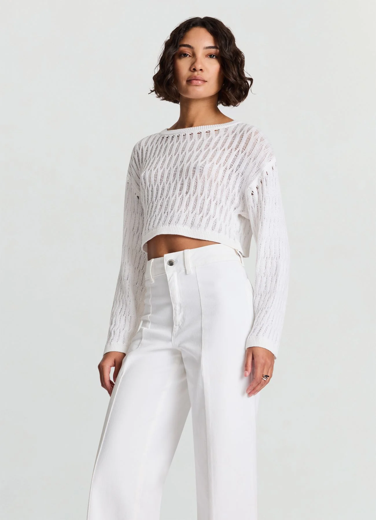 Maglia crop traforata a girocollo - Image 3