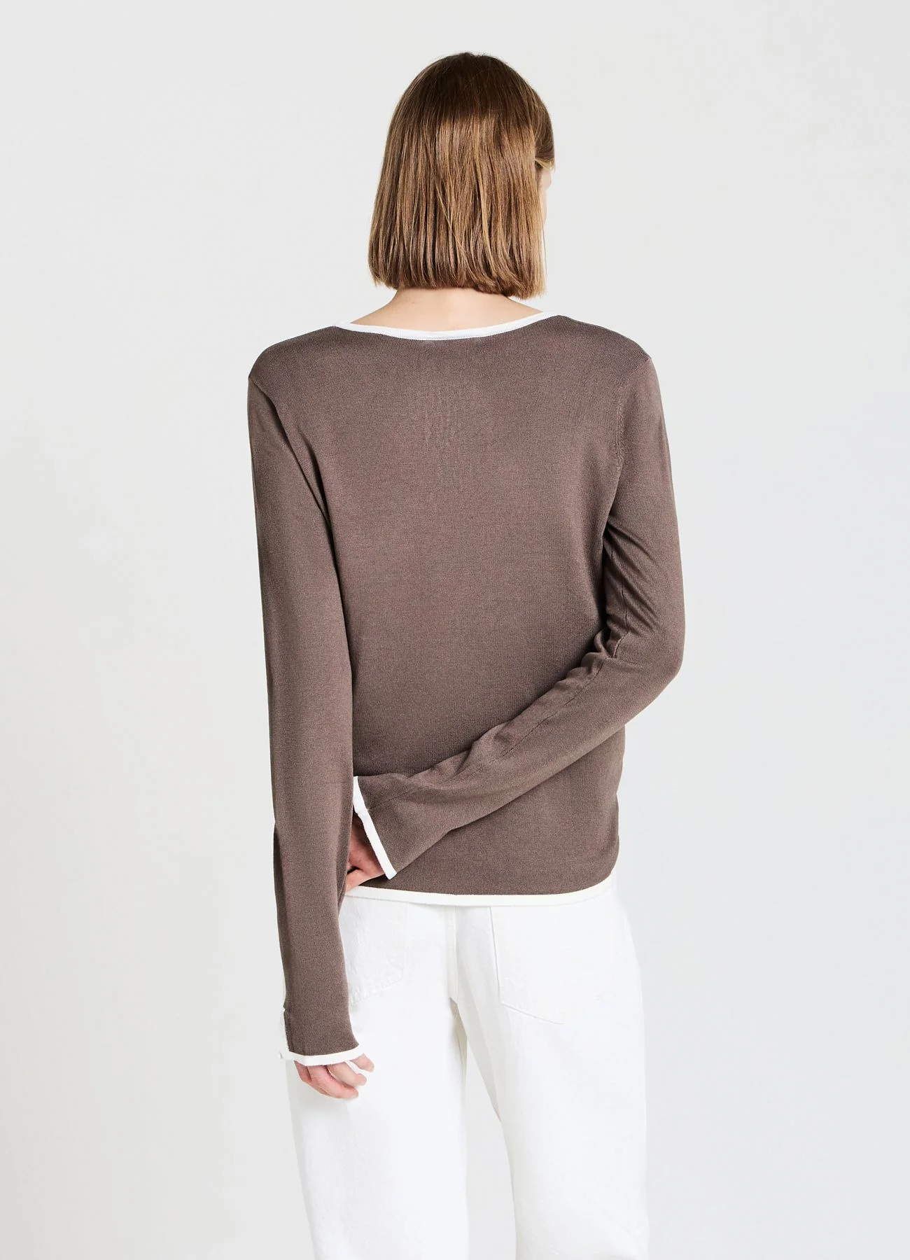 Maglia girocollo con profili a contrasto - Image 3