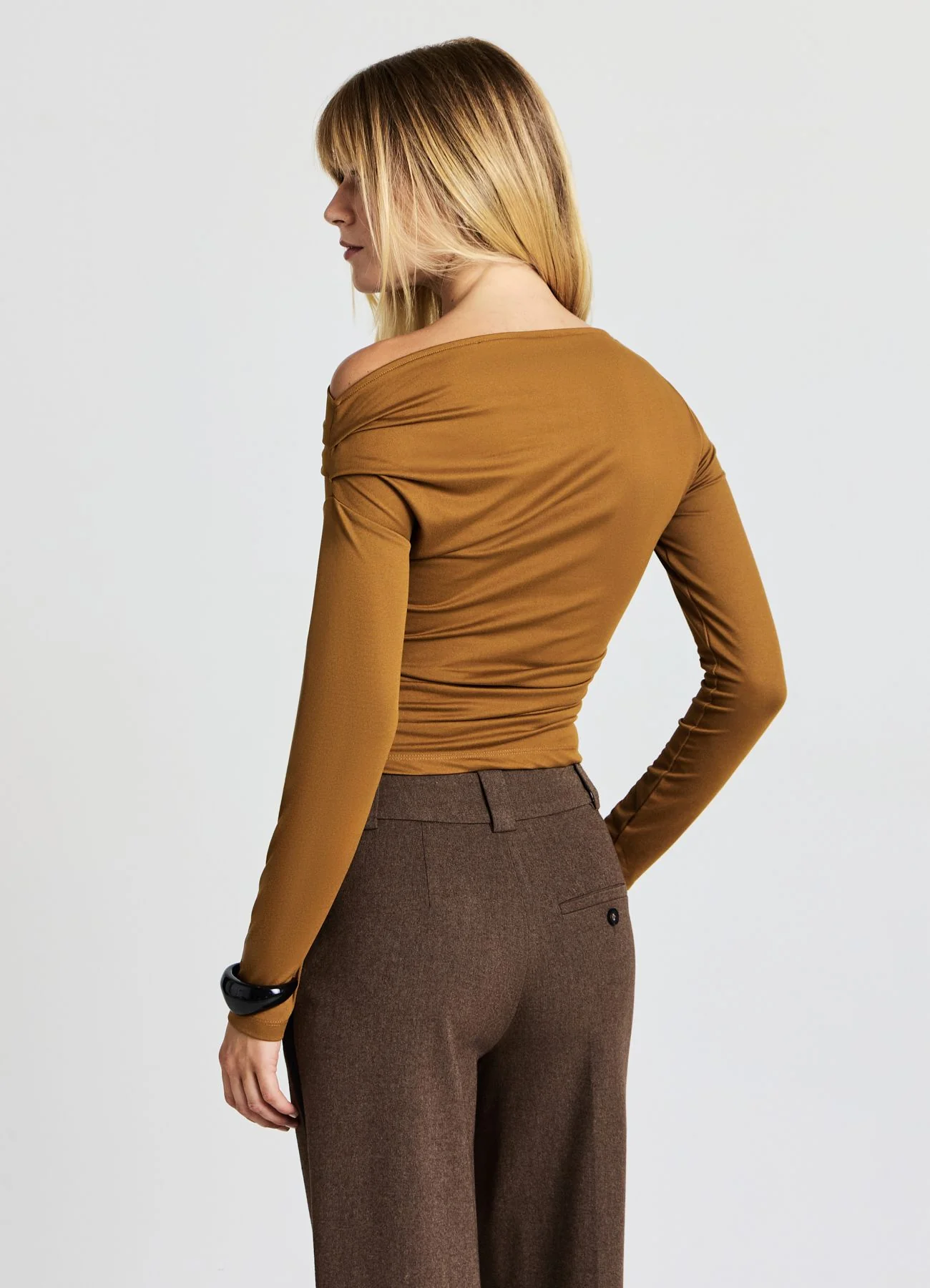 Maglietta scollo asimmetrico - Image 3