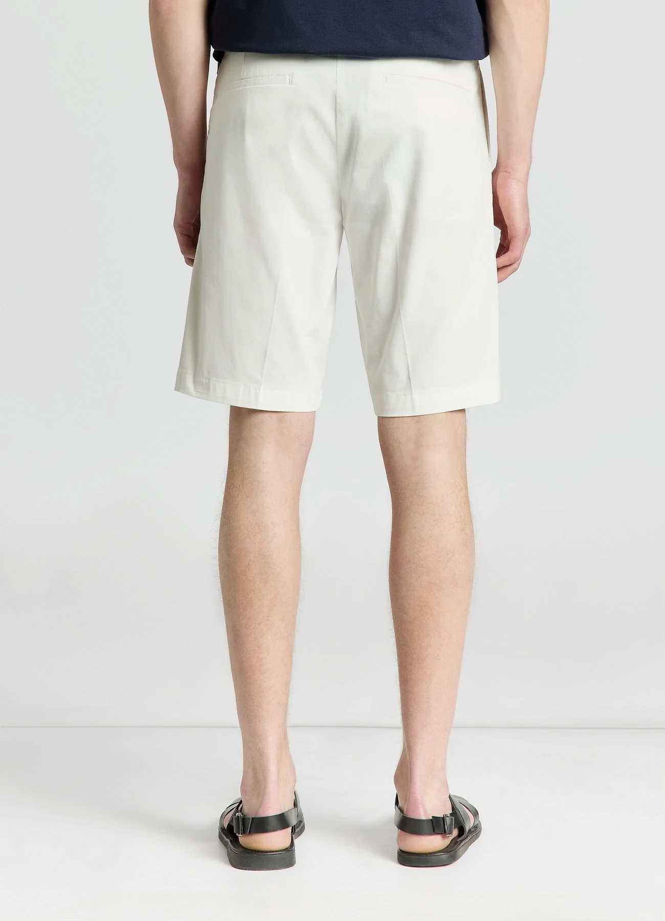 Pantaloncini bermuda con cintura - Image 2