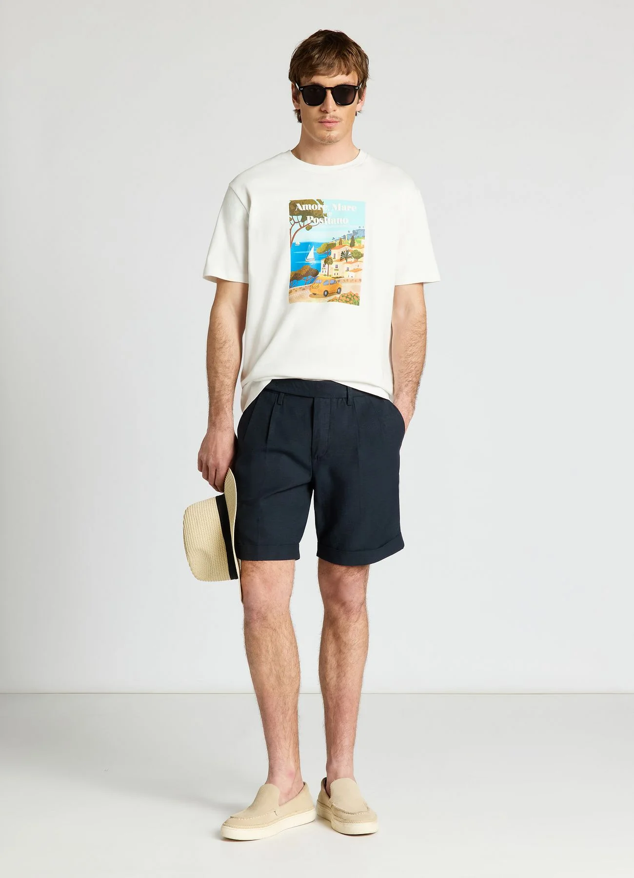 Pantaloncini bermuda con doppie pinces