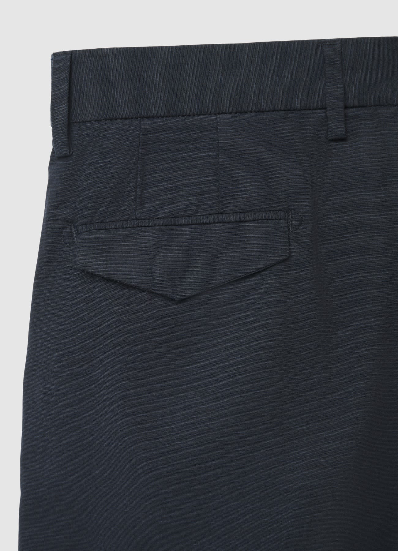 Pantaloncini bermuda con doppie pinces - Image 6