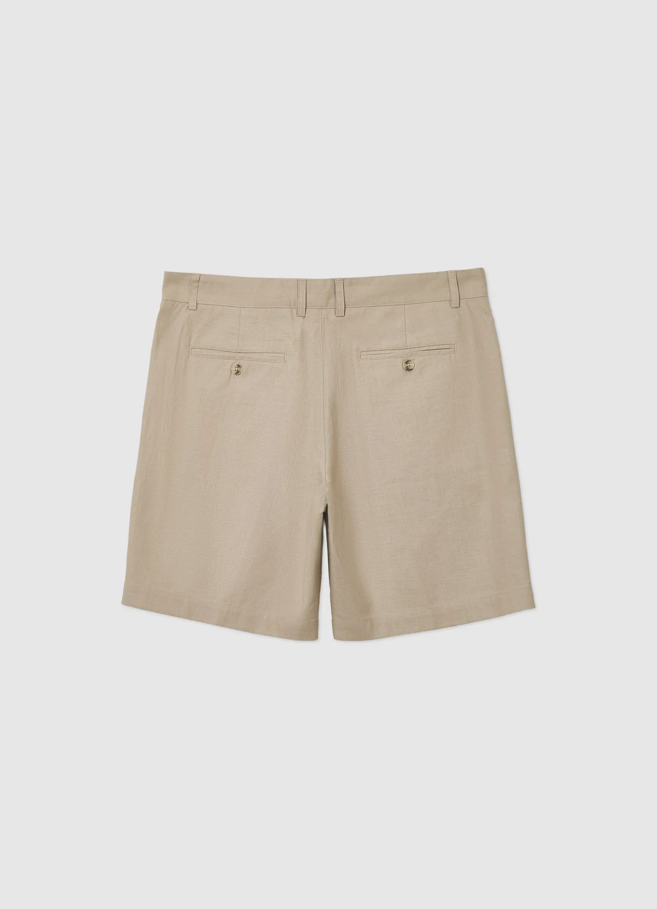 Pantaloncini bermuda con pinces a tinta unita - Image 6